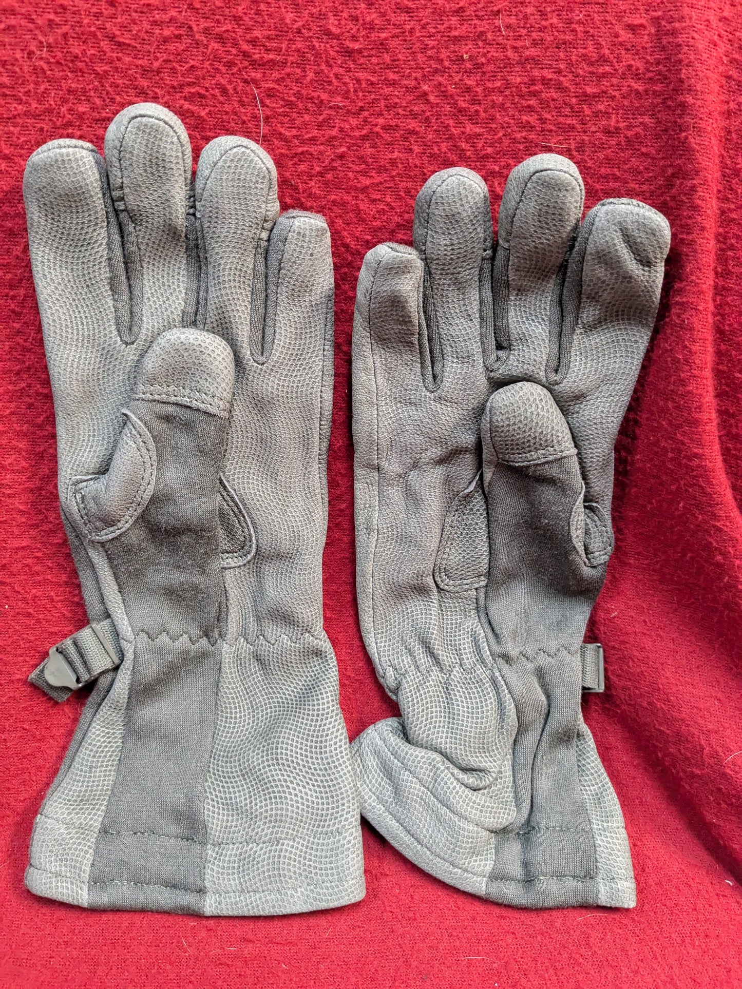 NOS US Army CWF GORE-TEX Gloves Small (cb02-enu163)