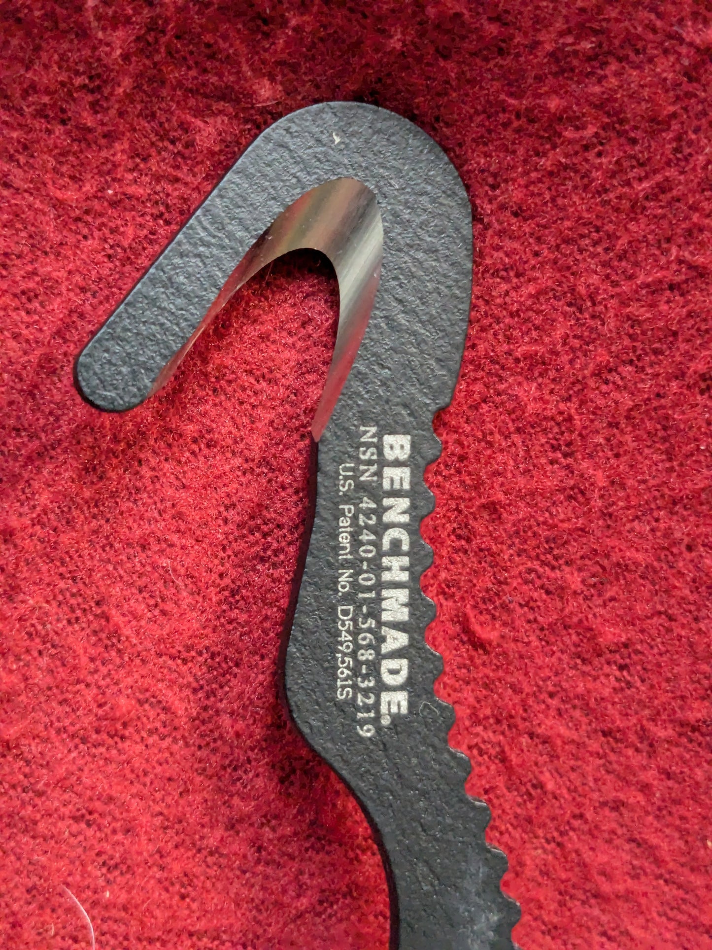 Benchmade Seatbelt Strap Cutter with Pouch (06cc- ca9-enu169)