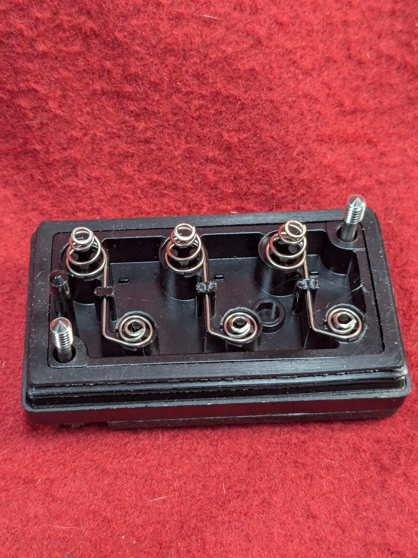 Thales Non Rechargable Battery Holder 123 3V Batteries (FC02-YLU58)