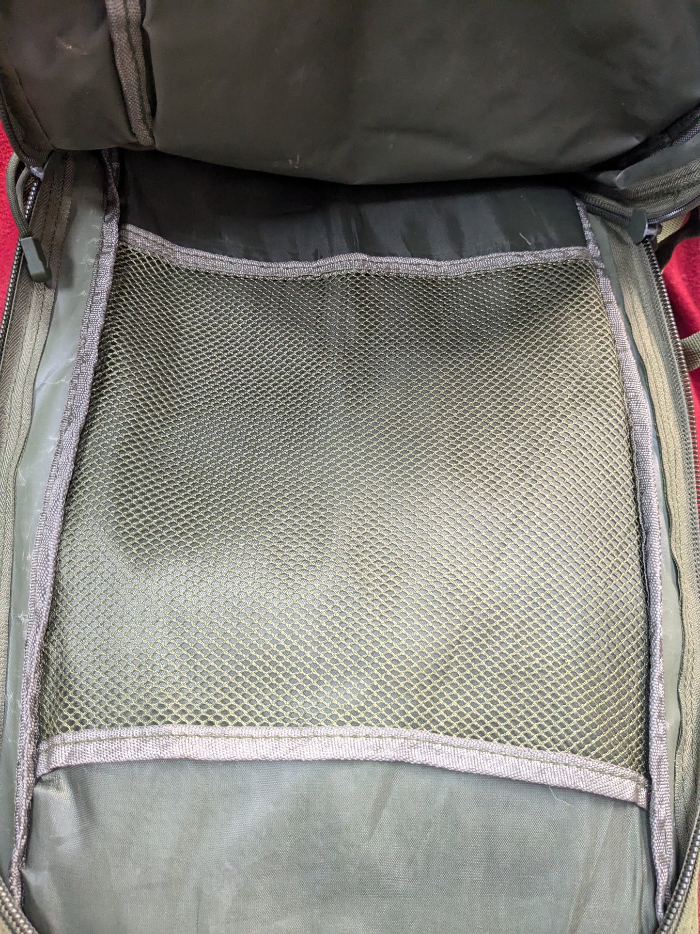 Eyourlife Military Tactical Backpack Hiking Bag Used (BA12-YLU59)