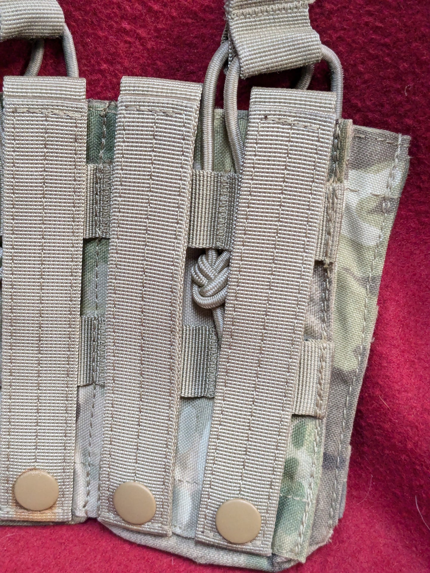 CONDOR TRIPLE STACKER OPEN-TOP M4 MAG POUCH MULTICAM Used (36cr- ca4-YLU114)