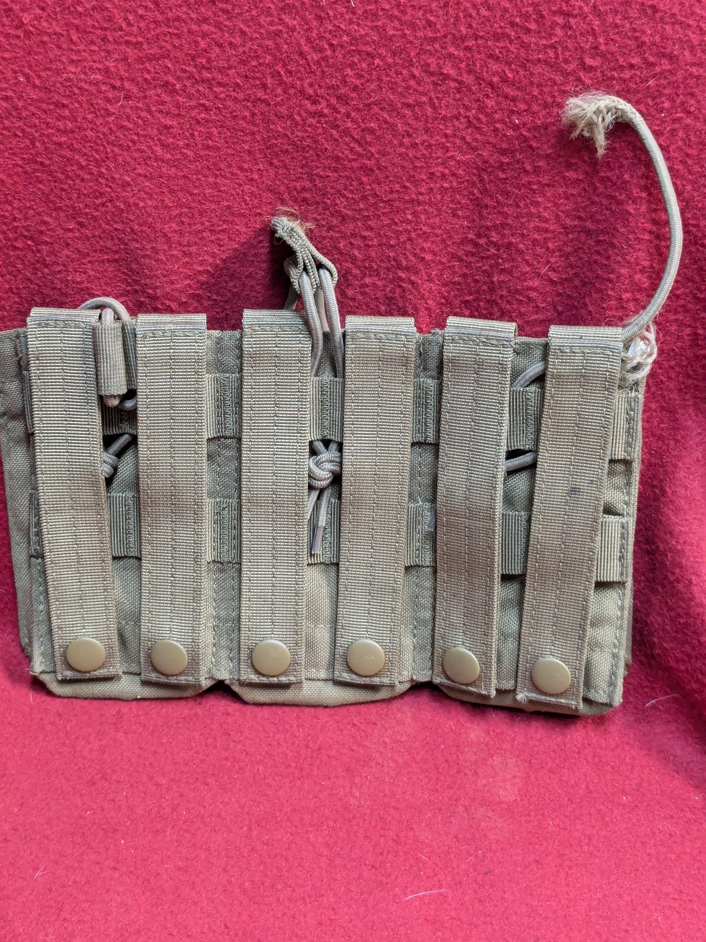 CONDOR TRIPLE STACKER OPEN-TOP M4 MAG POUCH Coyote Used (36cr- ca4-YLU121)