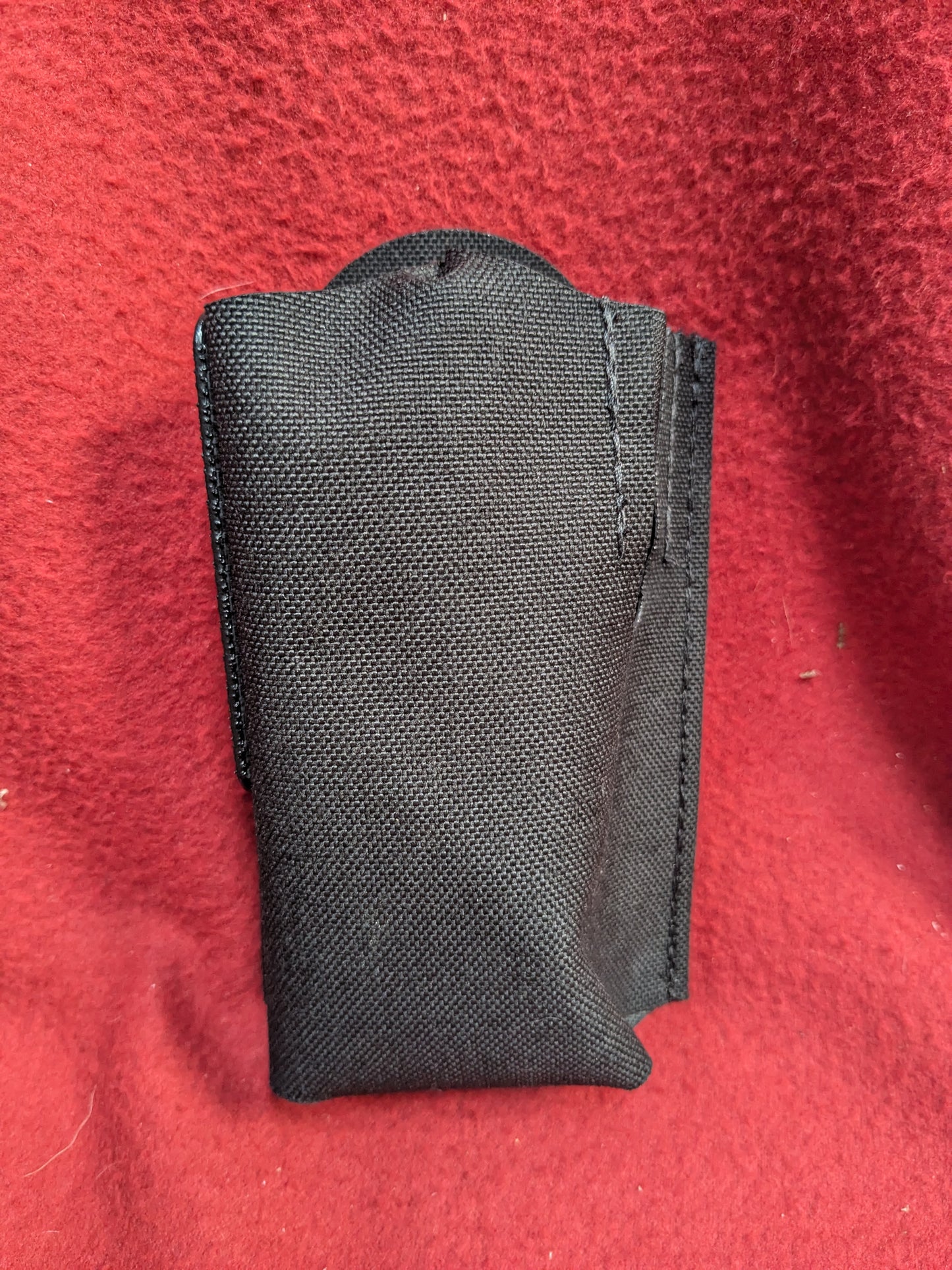 Black Radio Holster Used (36cr- ca4-YLU191)