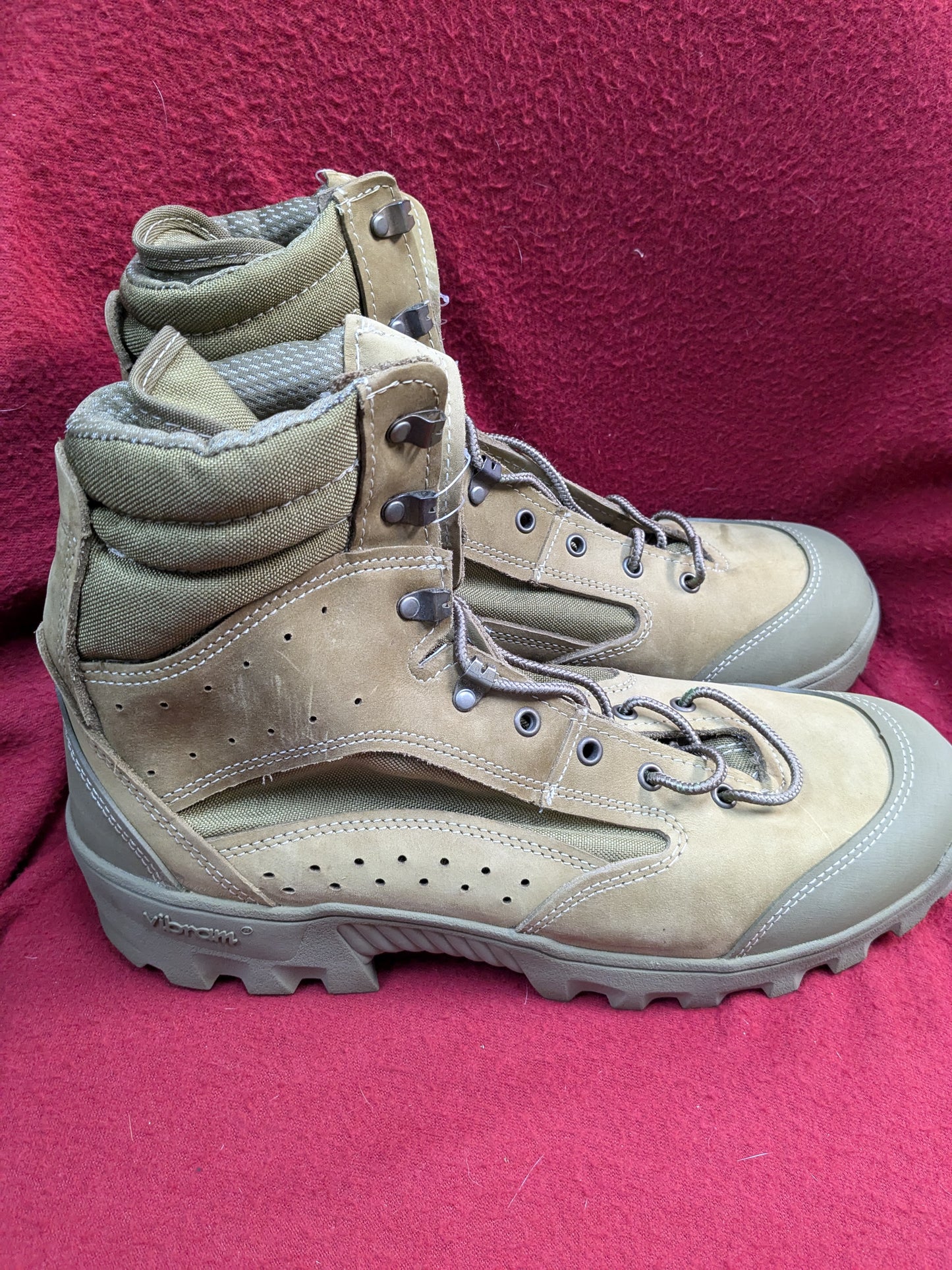 US Army Bates 12 R E03612C Deployment Mountain Combat Boots Excellent condition (39cr- cb12-GUA81)