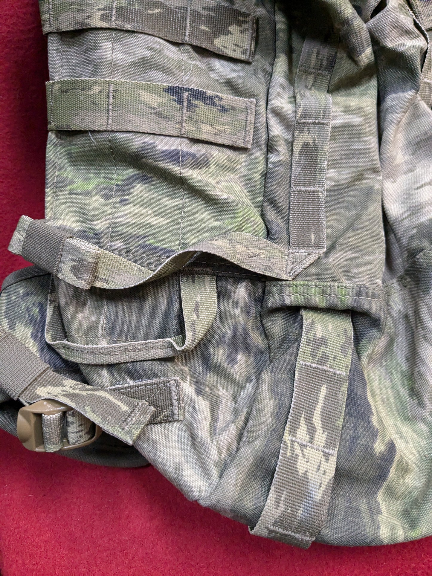 Mayflower Velocity Systems A-TACS Camo 30L Summit Pack Excellent Condition ATACS (BA04-GUA116)