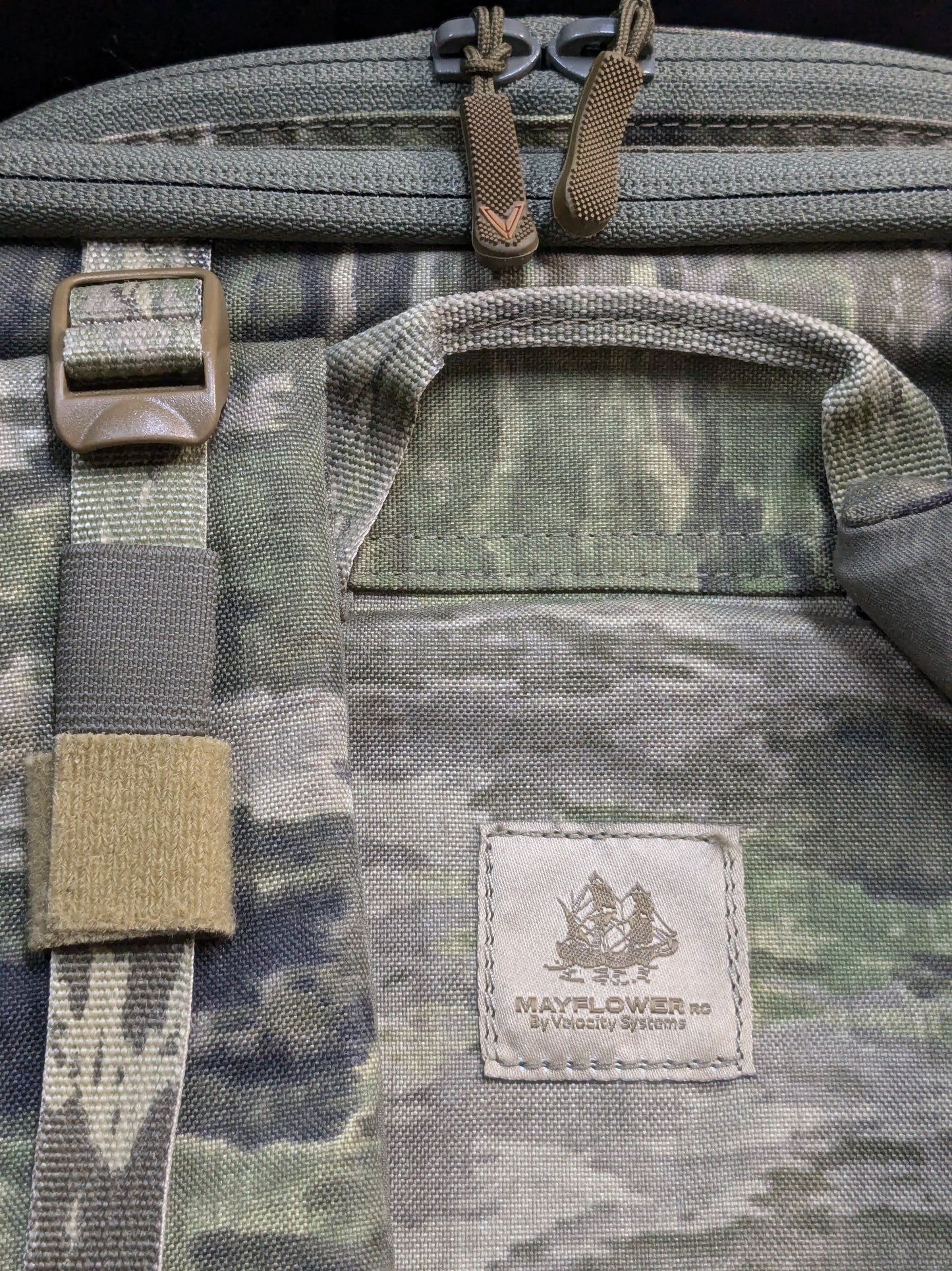 Mayflower Velocity Systems A-TACS Camo 30L Summit Pack Excellent Condition ATACS (BA04-GUA116)