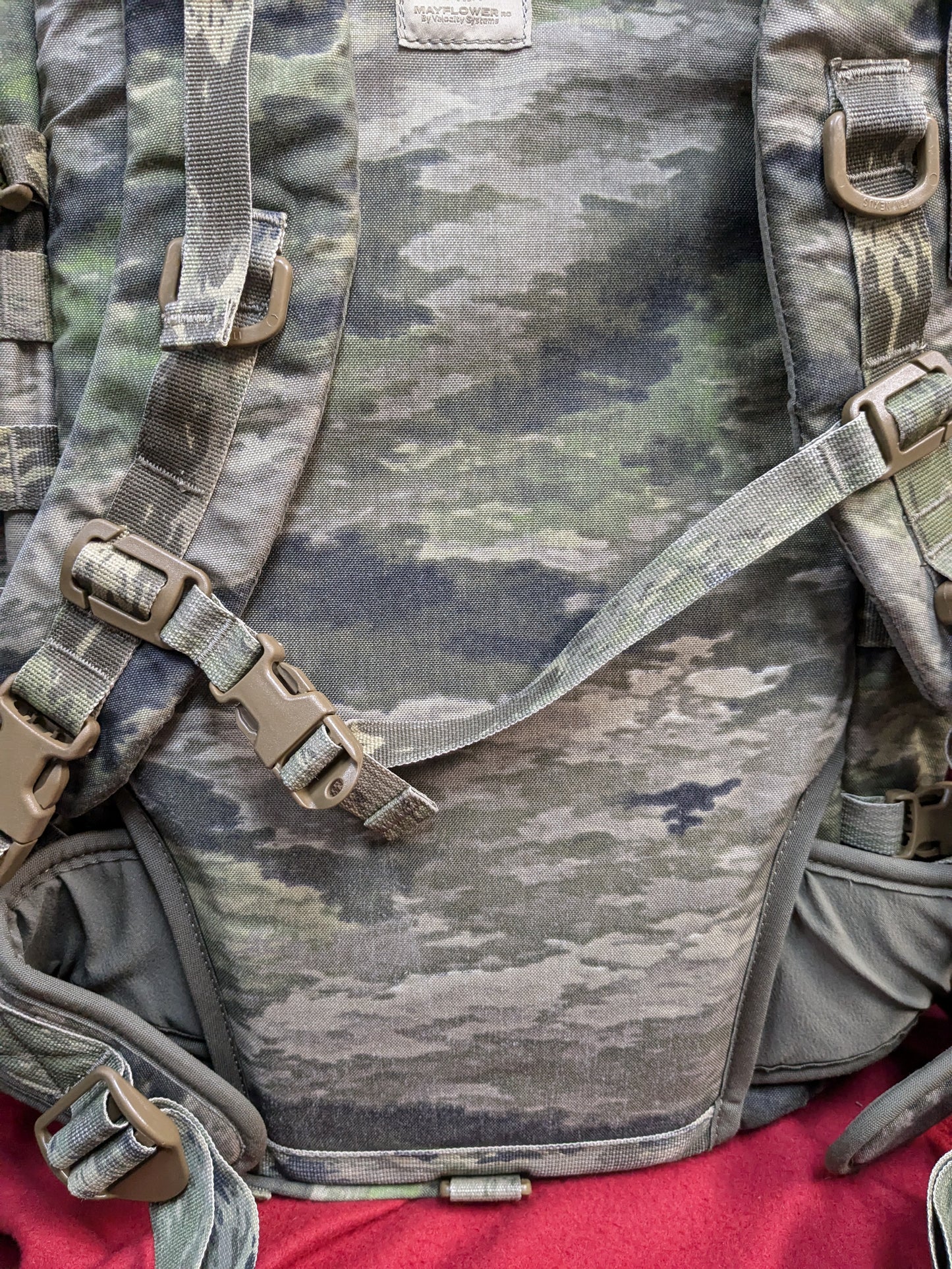 Mayflower Velocity Systems A-TACS Camo 30L Summit Pack Excellent Condition ATACS (BA04-GUA116)