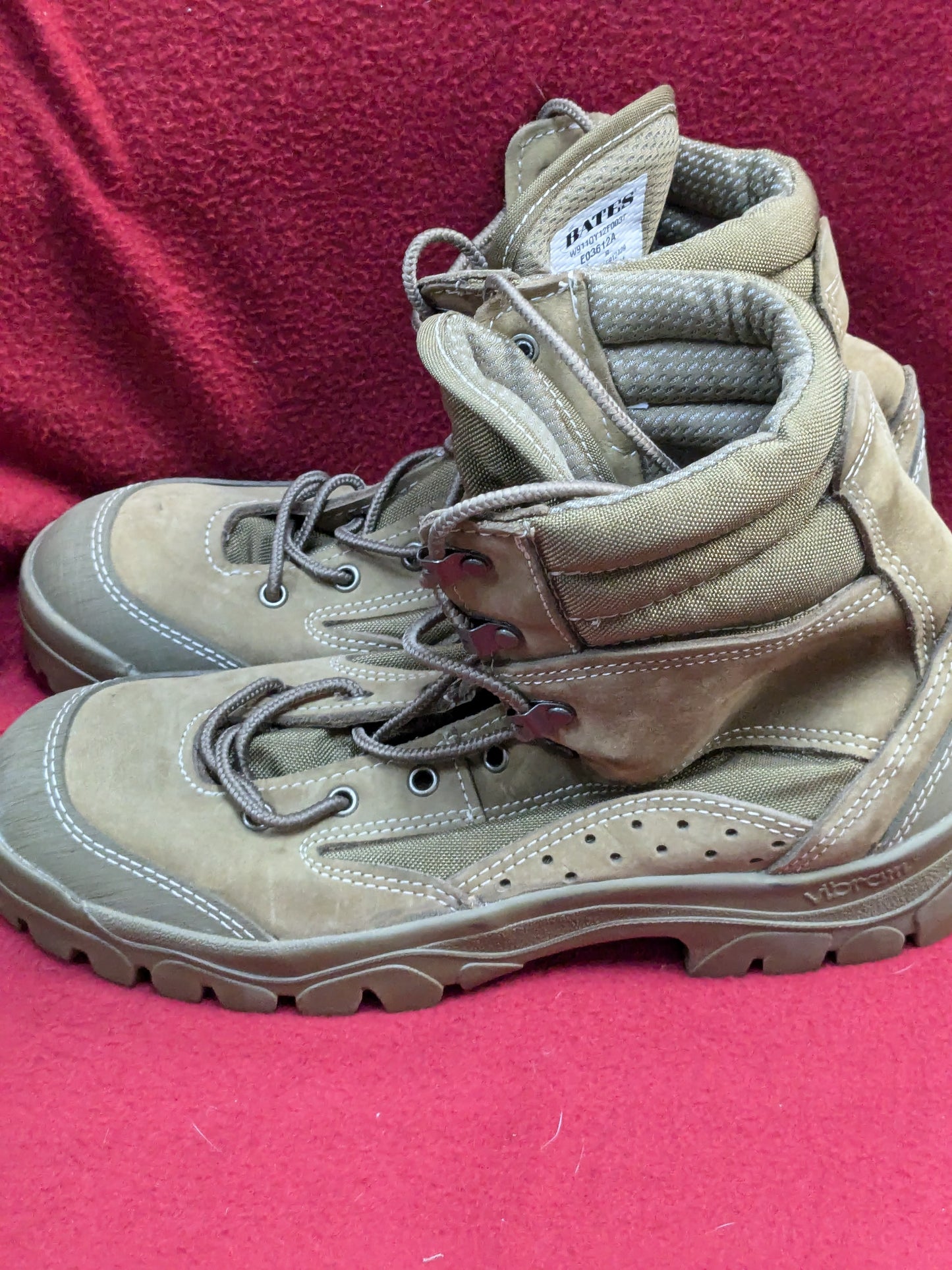 US Army Bates 9 R E03612A Deployment Mountain Combat Boots Excellent Condition (39cr- cb12-PET32)