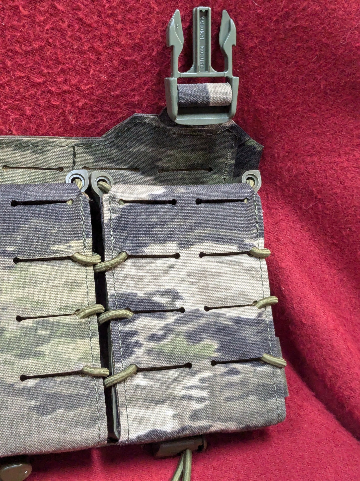 Templars Gear CPC Standard Front Panel GEN4 W/ 3 Single Mag Holders Excellent Condition (30cr- ca5-PET66)
