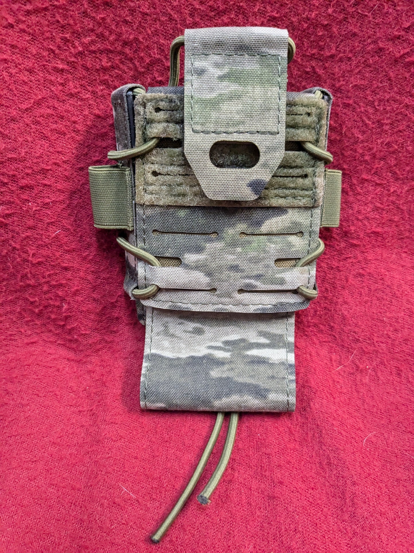 Templars Gear Universal Radio Pouch ATACS Good Condition (30cr- ca5-PET71)