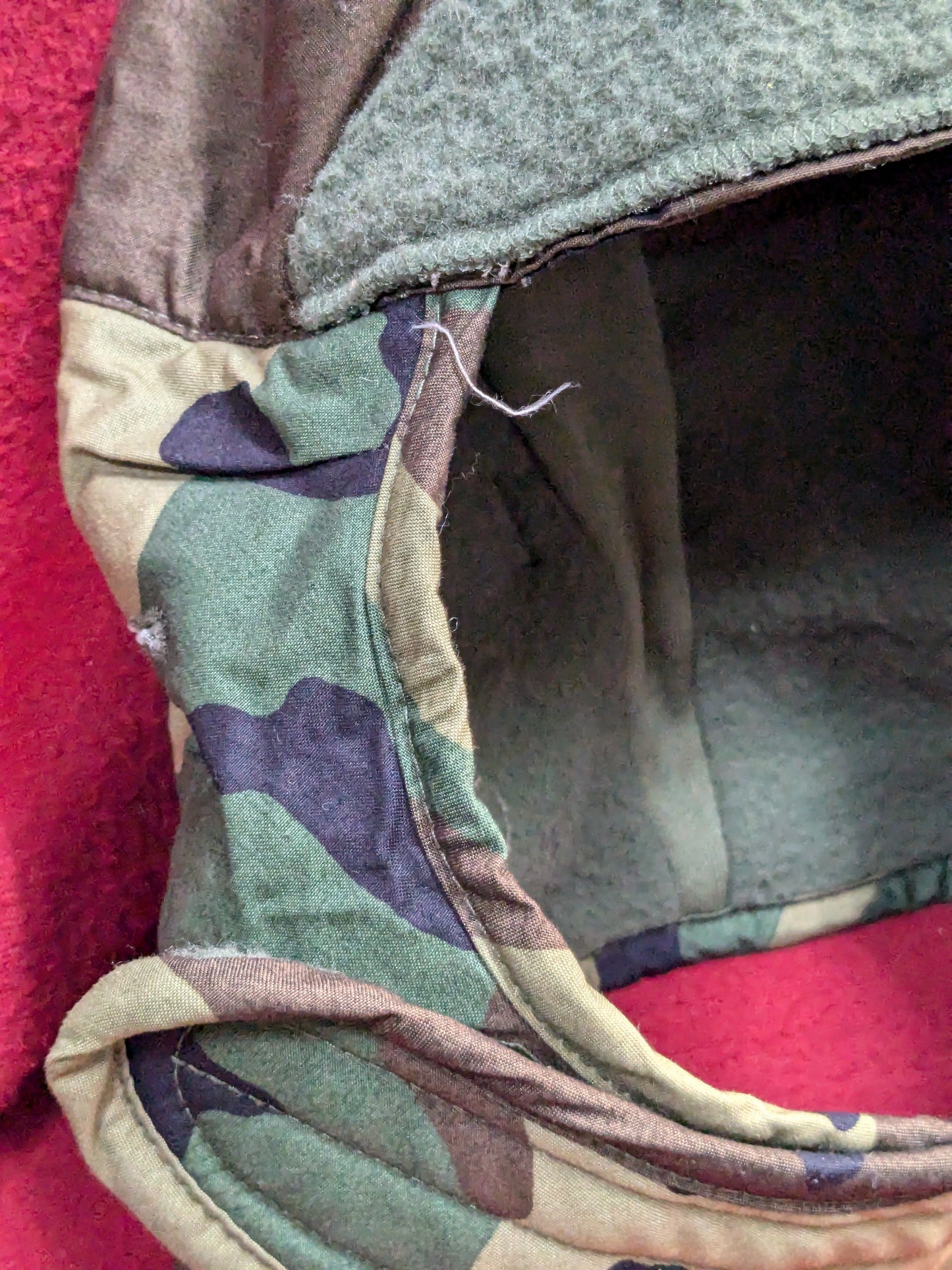US Army Woodland BDU Pattern Size 7 1/4 HELMET LINER INSULATED PILE CAP Extreme Cold Weather Excellent Condition (fa12-PET81