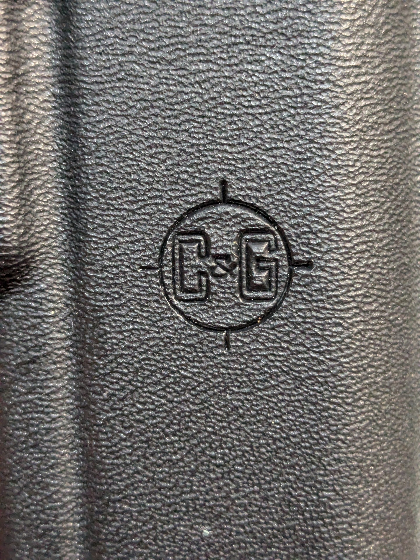 C & G HOLSTER OWB COVERT HOLSTER KYDEX Used (FB11-PET119)
