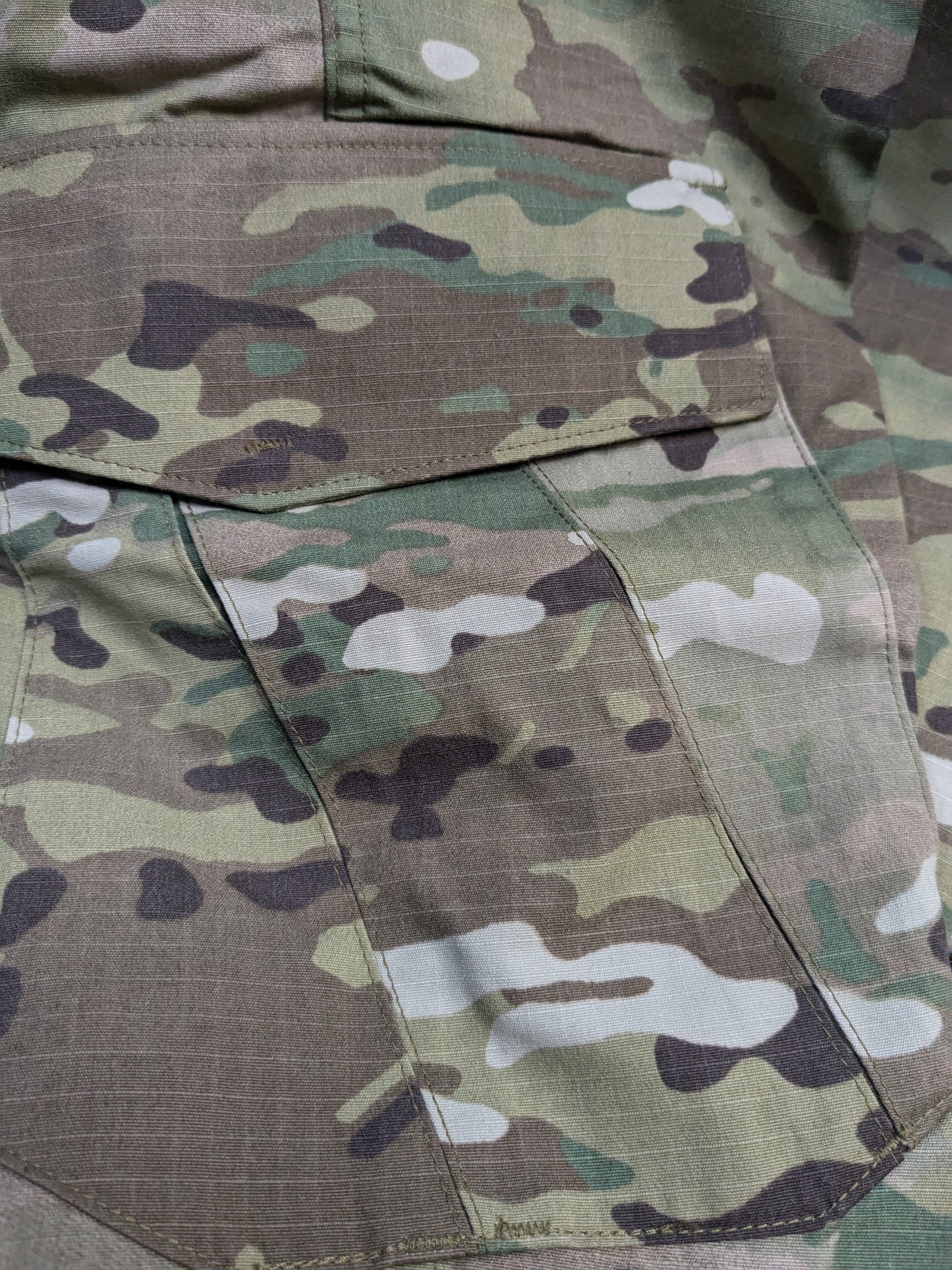 Patagonia level 9 combat pants 32 R Excellent Condition (ec13-PET127)