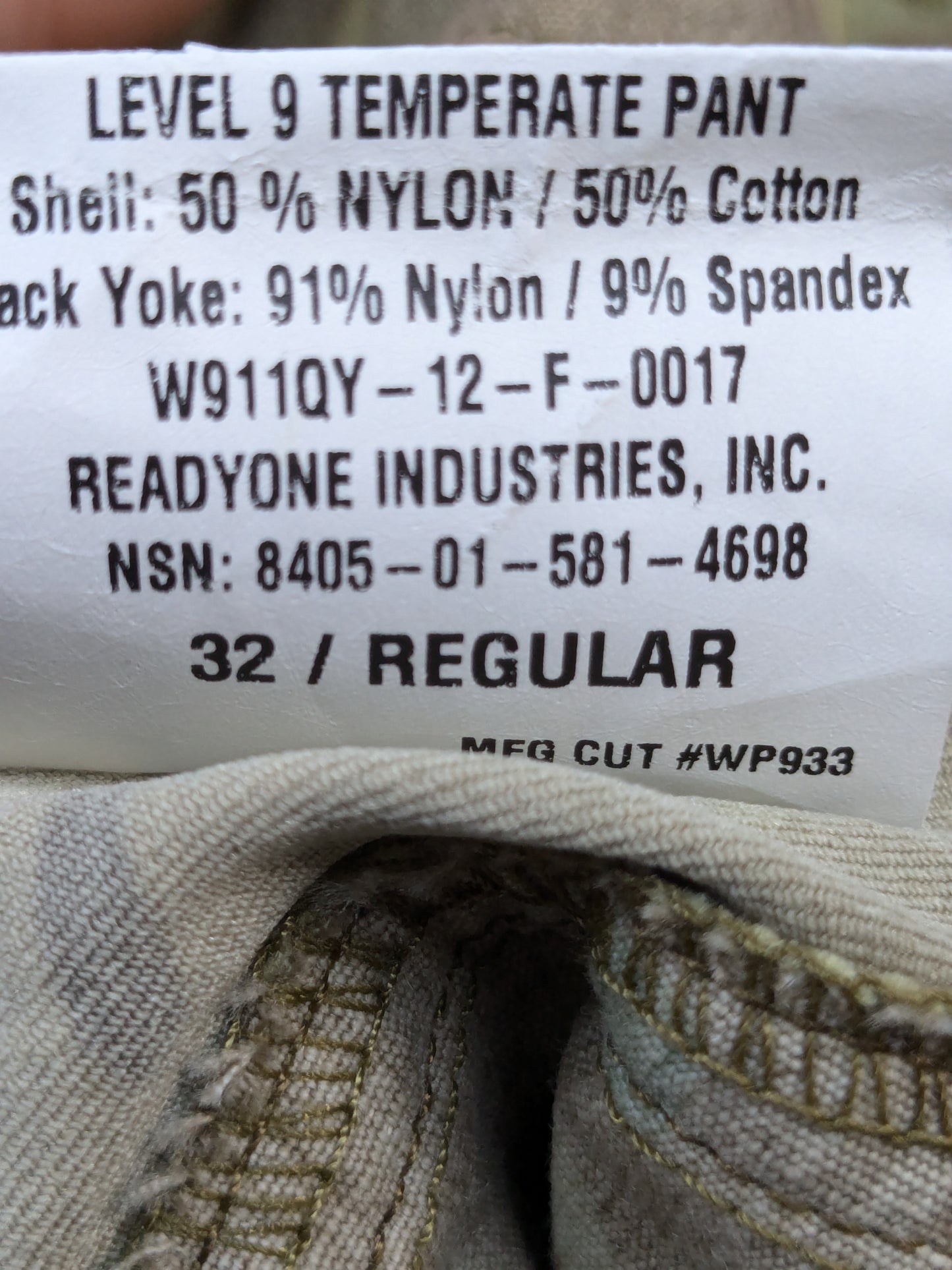 Patagonia level 9 combat pants 32 R Excellent Condition (ec13-PET127)