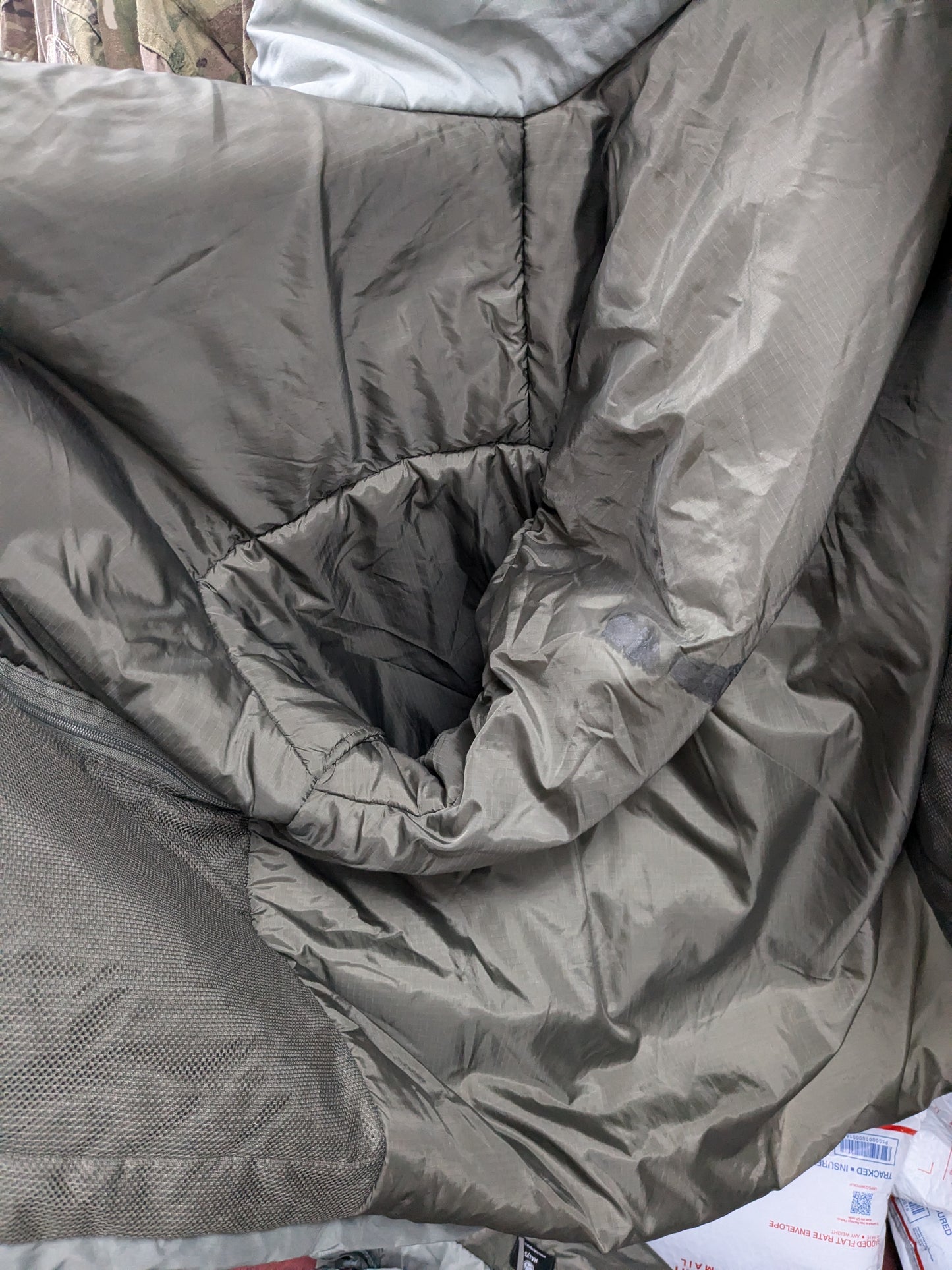 NOS Halys Primaloft Level 7 Parka ECWS Medium Marshmellow Jacket (AA07S-25APR64)