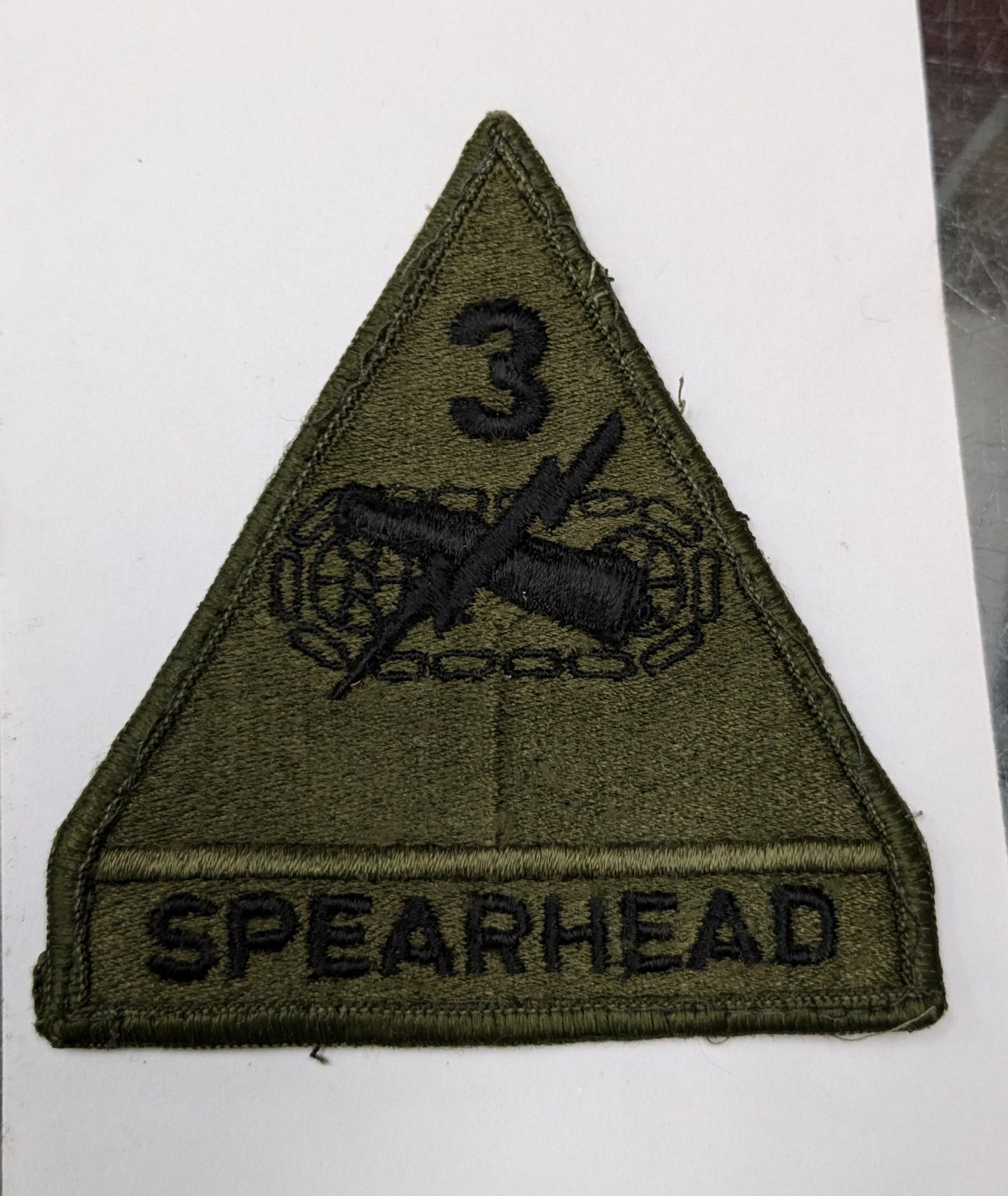 US Army 3rd Armored Division Patch Sew On Subdued Black OD (bu09-Spearhead)
