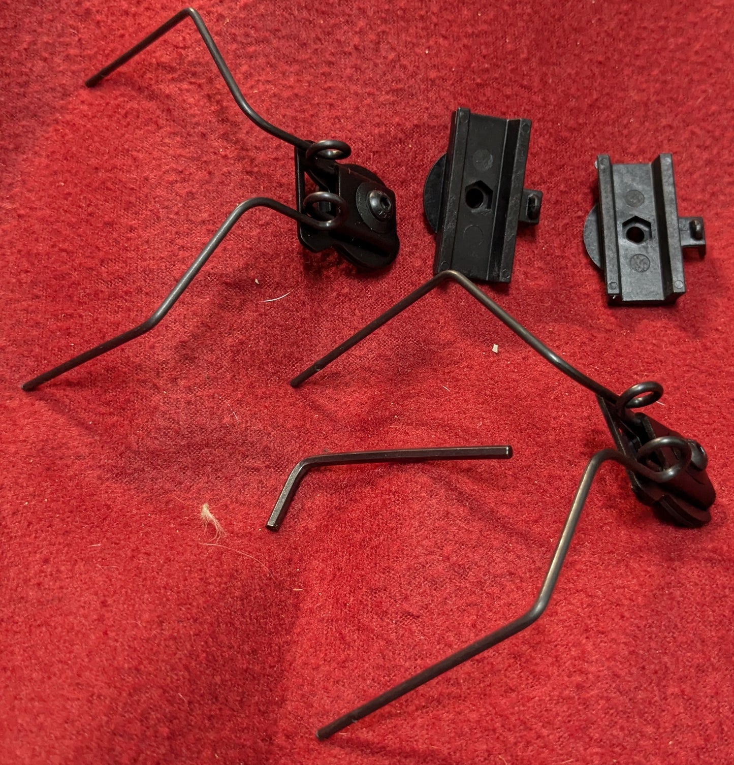NOS Low Profile Rail Adapter Kit. ARC, Peltor, 3M, and other helmet headsets. (CB01-25APR59)