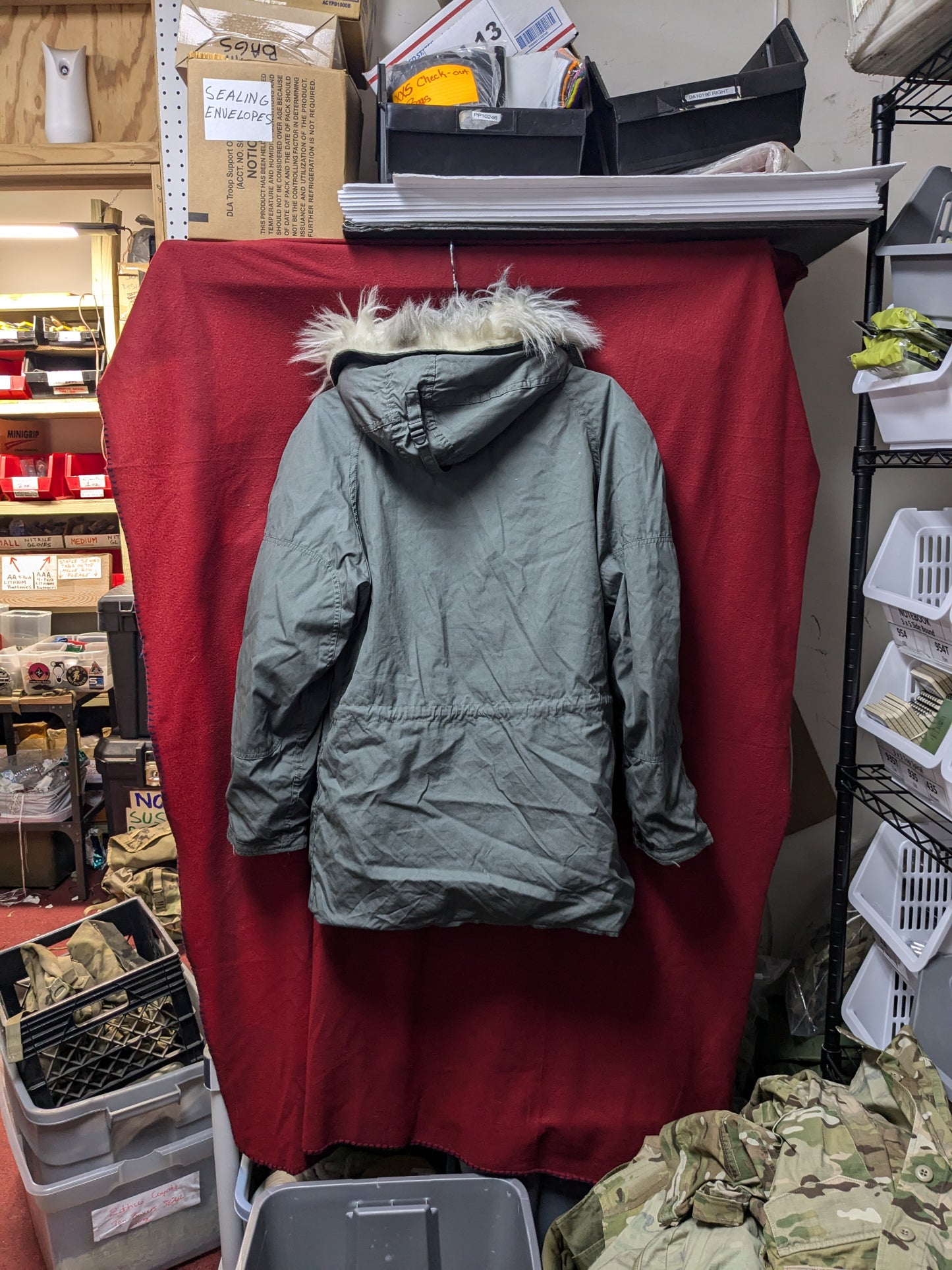 NOS Parka Extreme Cold Weather Type N-3B Medium (cb04-25Jun97)