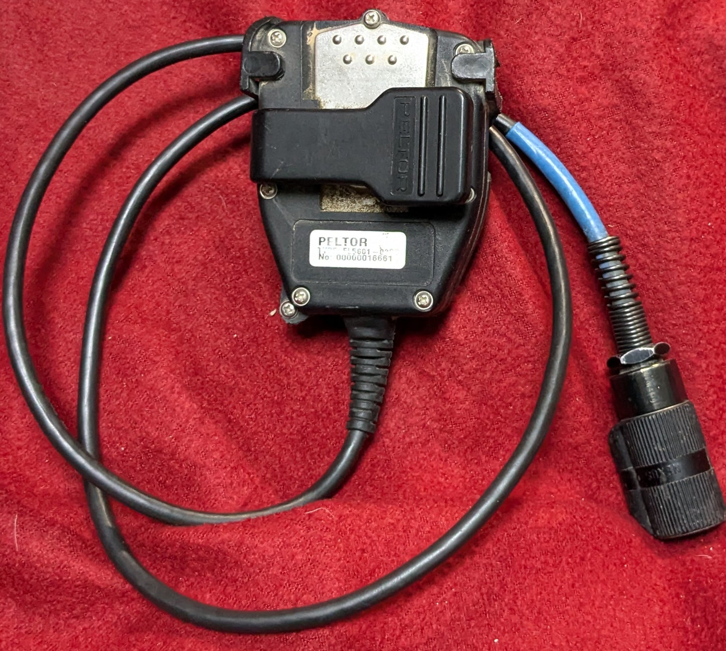 3M peltor push to talk ptt fl5601 excellent condition (CB01-25APR49)