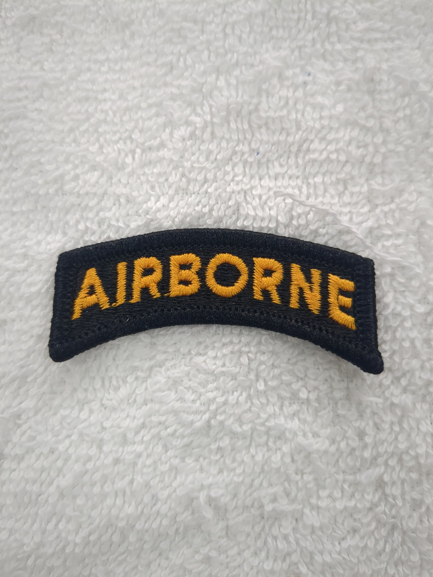 US Army Black Yellow Airborne Tab Color Sew-On (wsb11-Airborne)