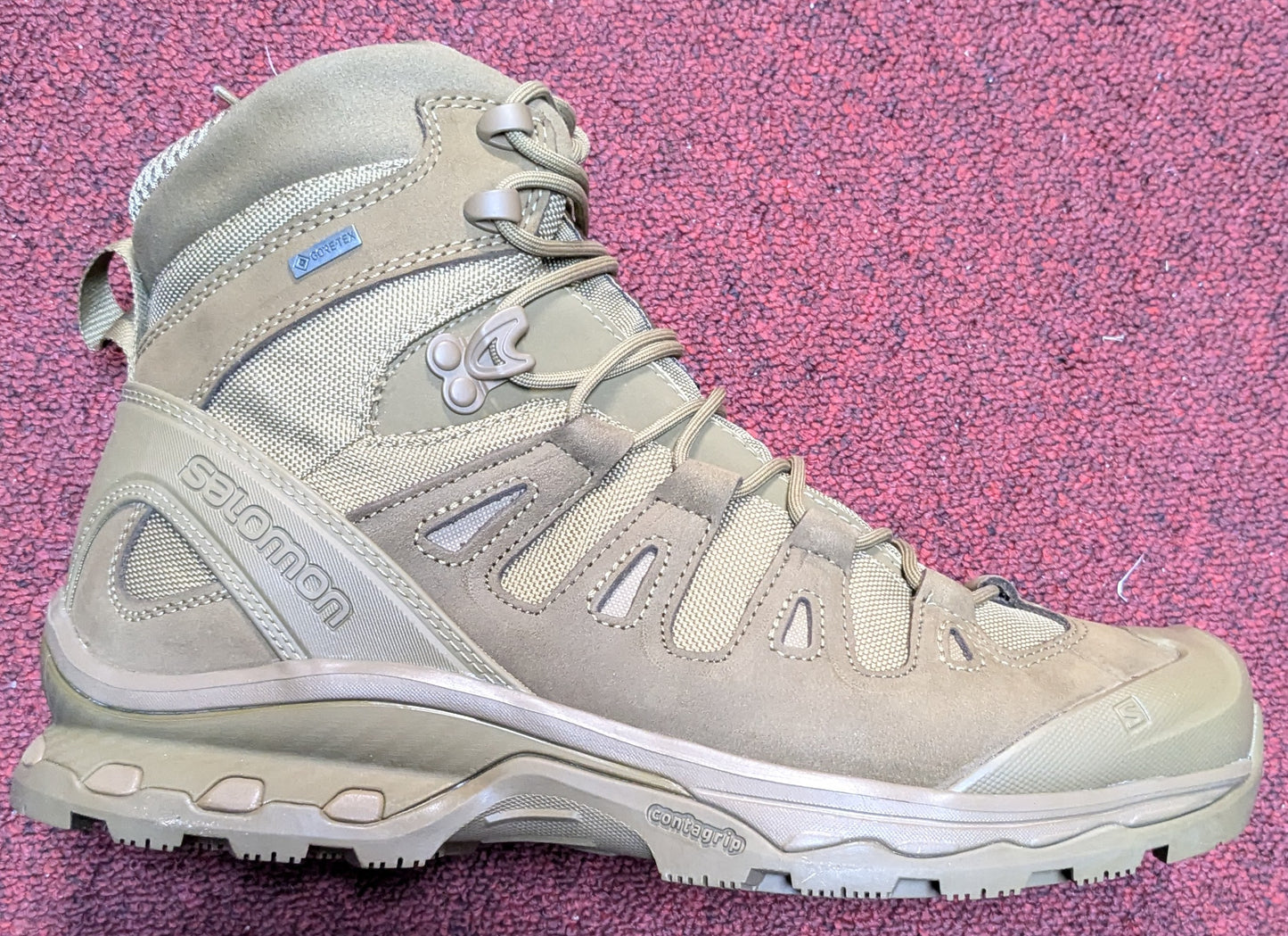 NWT Salomon 4D GTX Forces 2 (ab16-25Jun01)