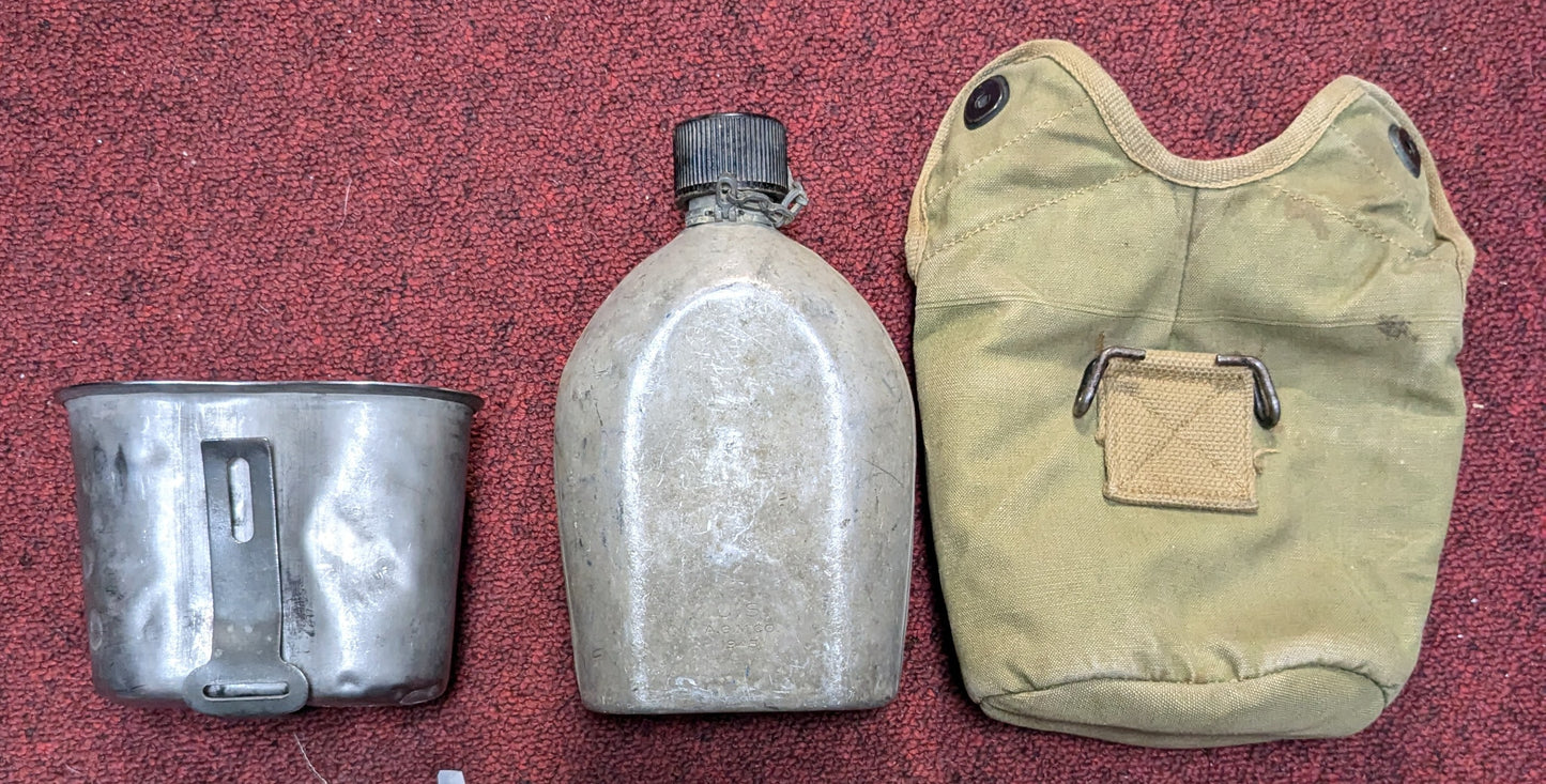 Vintage Canteen, Cup, and Insulated Pouch (da10-25Jun65)