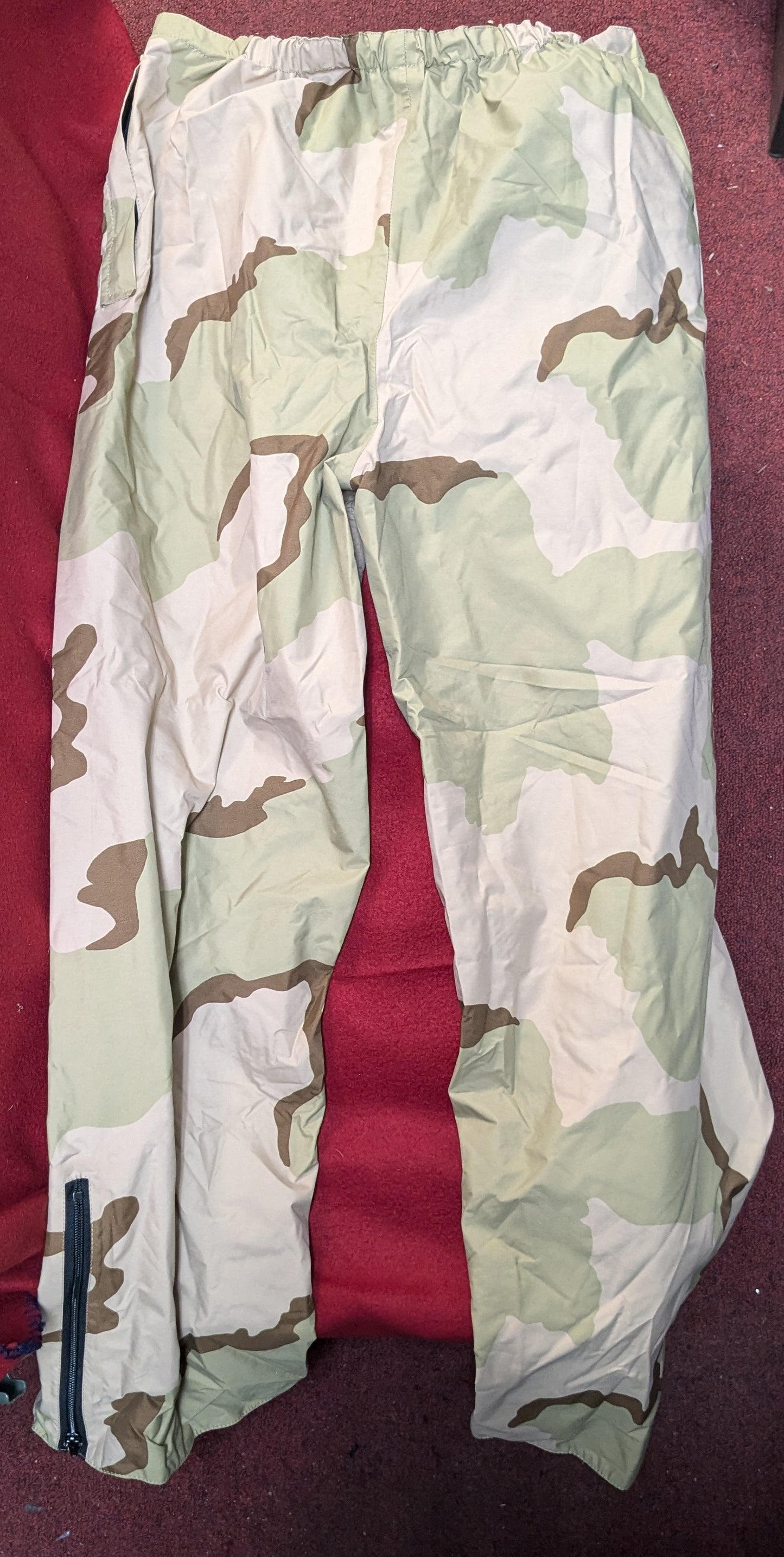 NOS Adventure Tech Reversible Desert Night Camo All Weather Pants Large (ab01-25APR85)