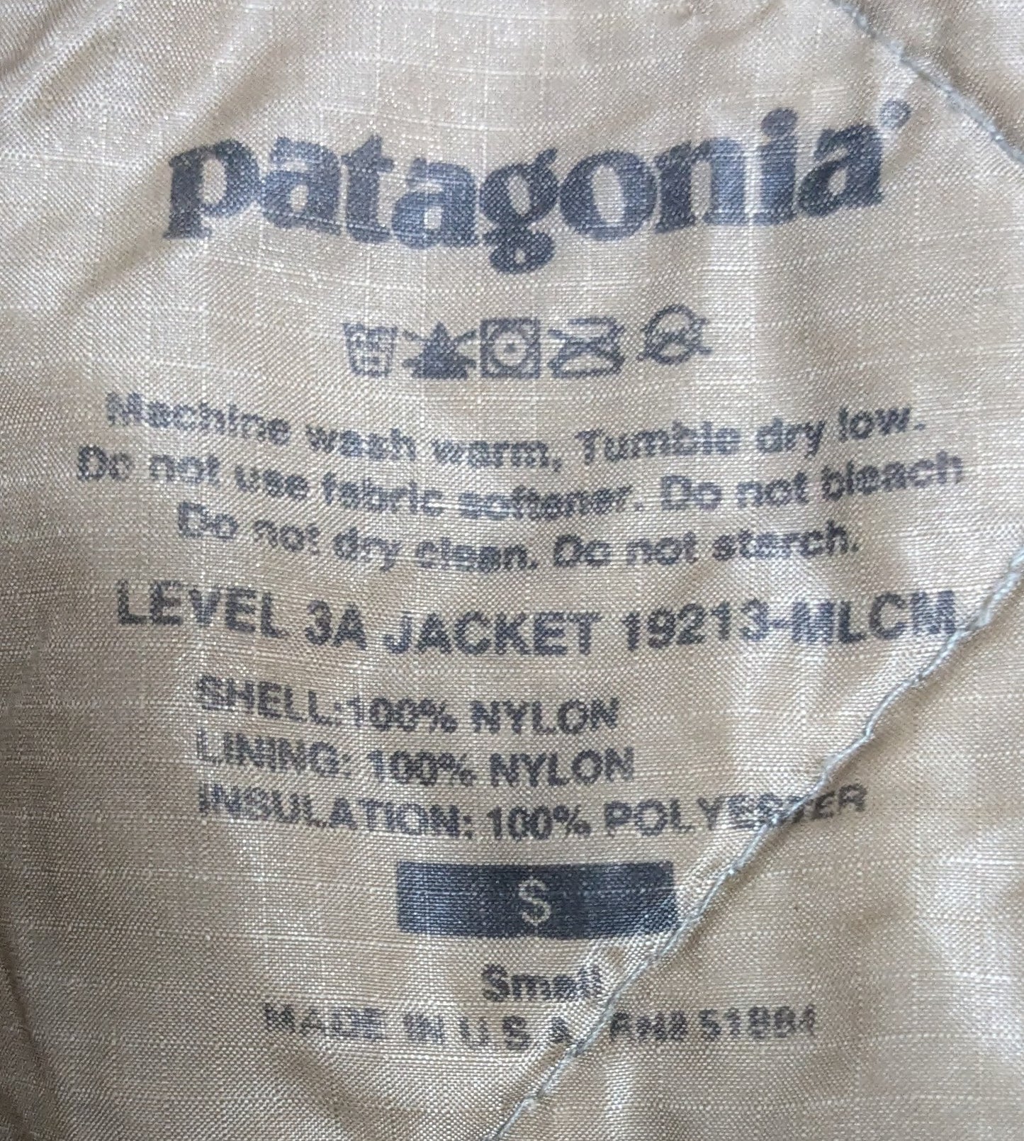 Patagonia Level 3a Jacket Multicam Small (CB11-25Sep54)