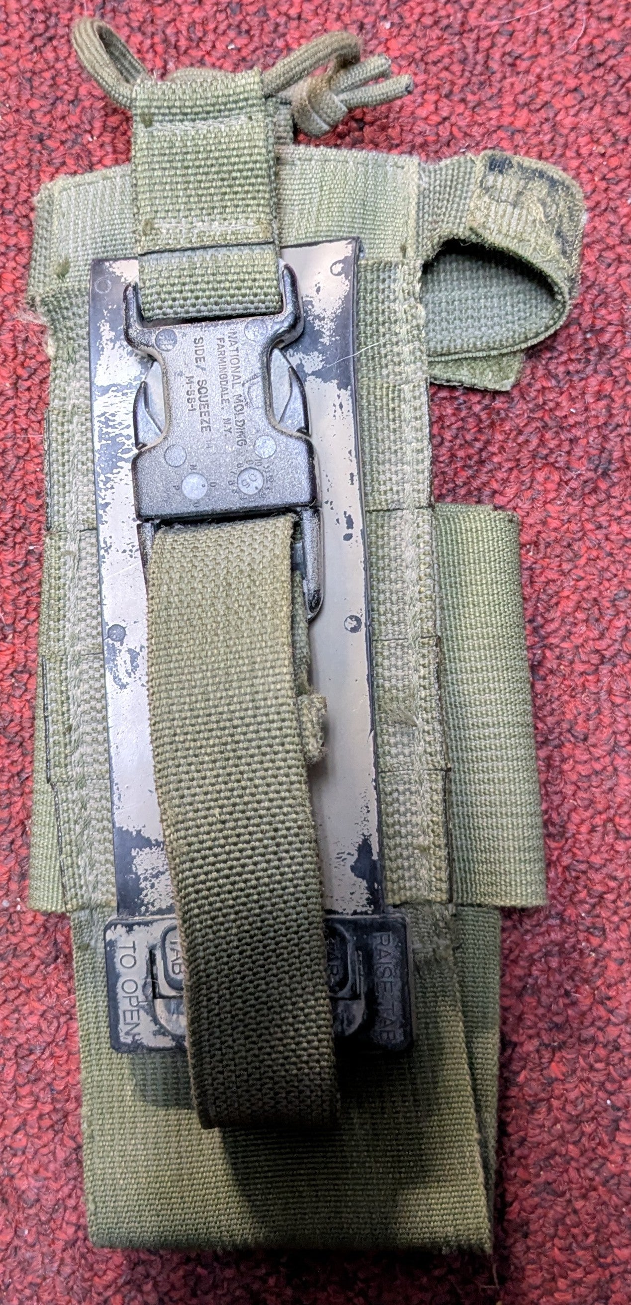 Tactical Tailor Radio Holster (DC2-25Oct18)
