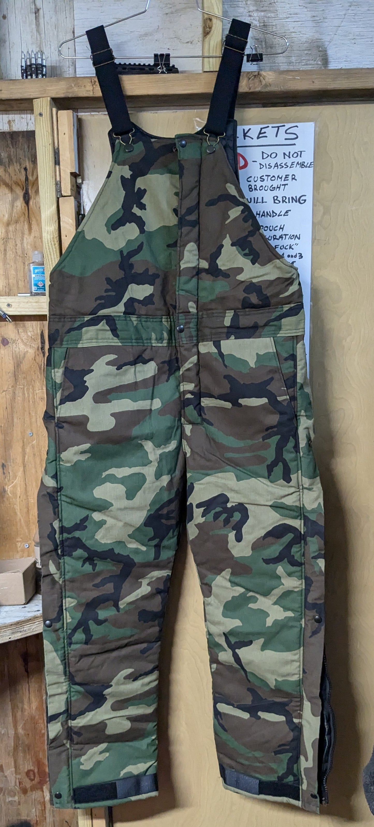 Dakota Outerwear Insulated Parka/Bibb Overalls Woodland BDU (ca01-25MAR63)