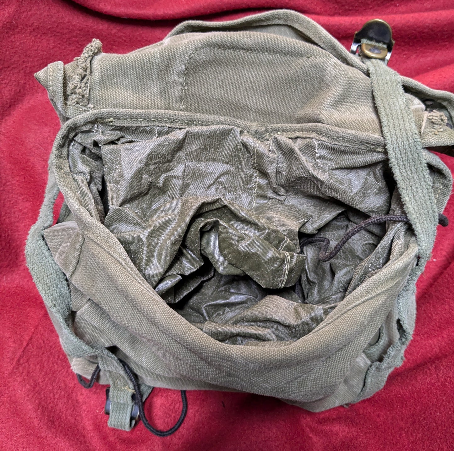 US Military Canvas M56 Field Combat Butt Pack (CB01-25APR50)