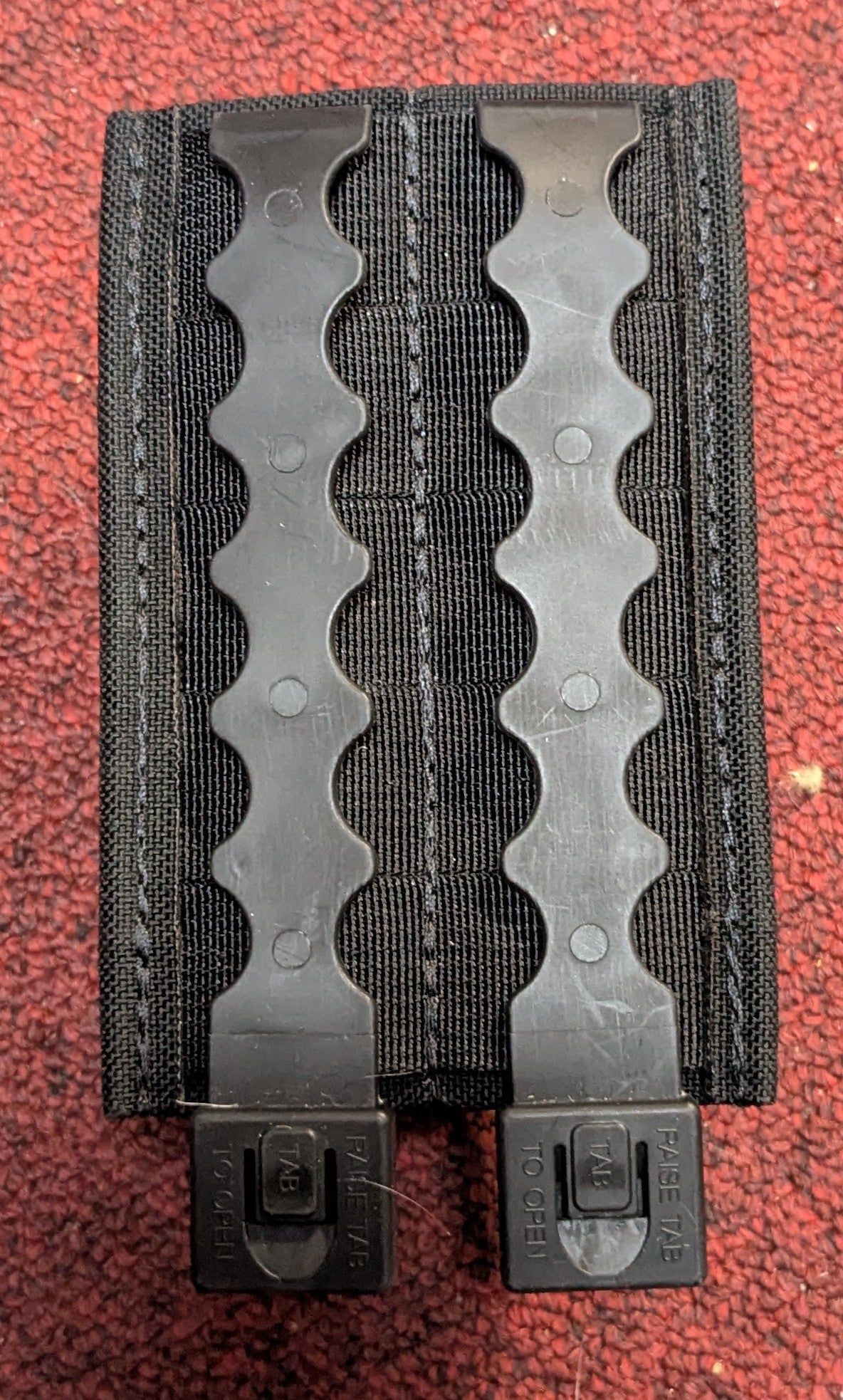 Dual Purpose Pistol and Rifle Mag Pouch (DB1-25Sep79)