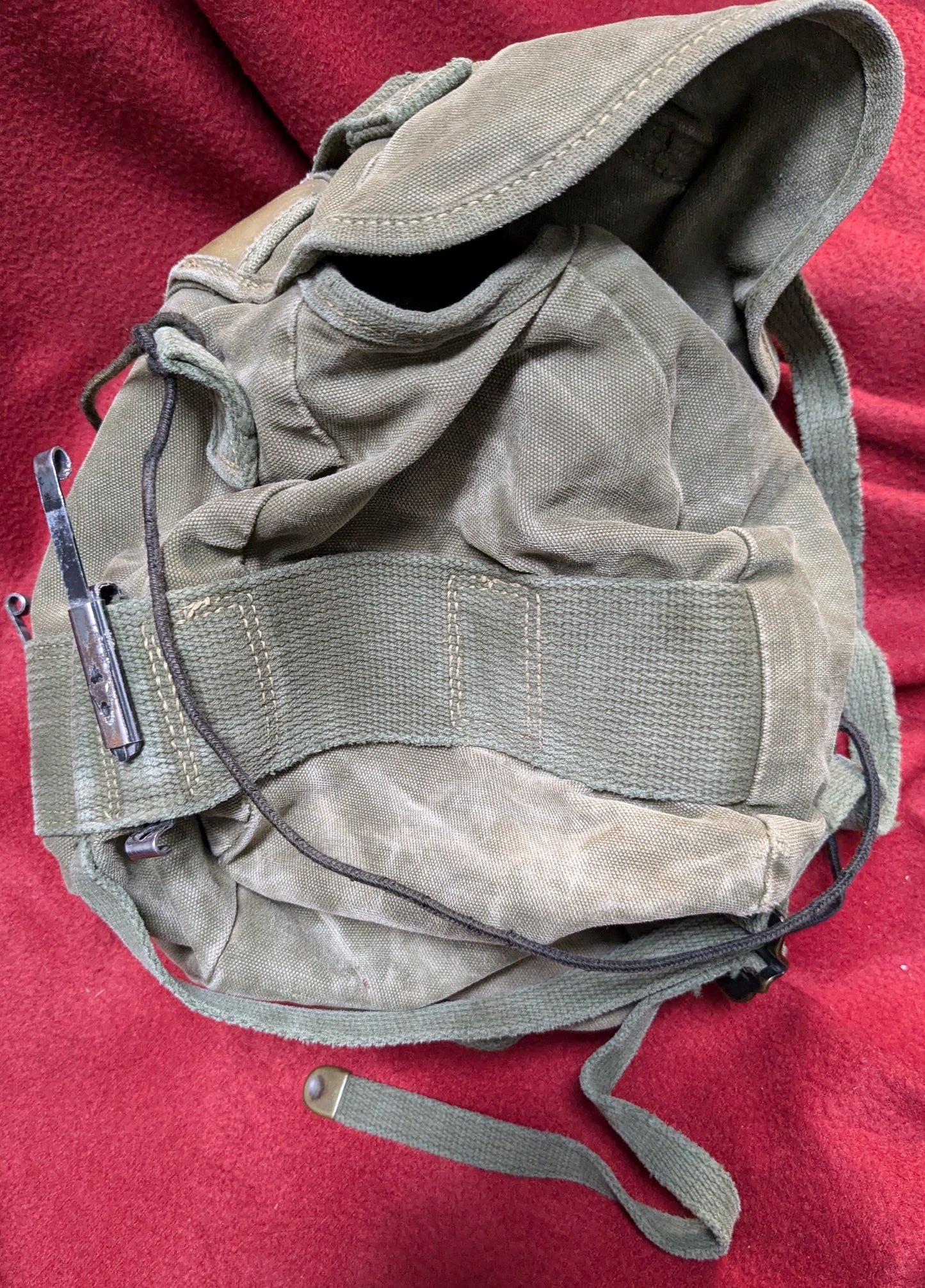 US Military Canvas M56 Field Combat Butt Pack (CB01-25APR50)