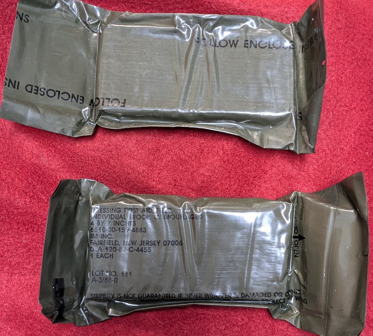 US Military Camouflaged Field First Aid Dressing Pouch, 2 Unopened 4x7" Bandages (CB01-25APR51)