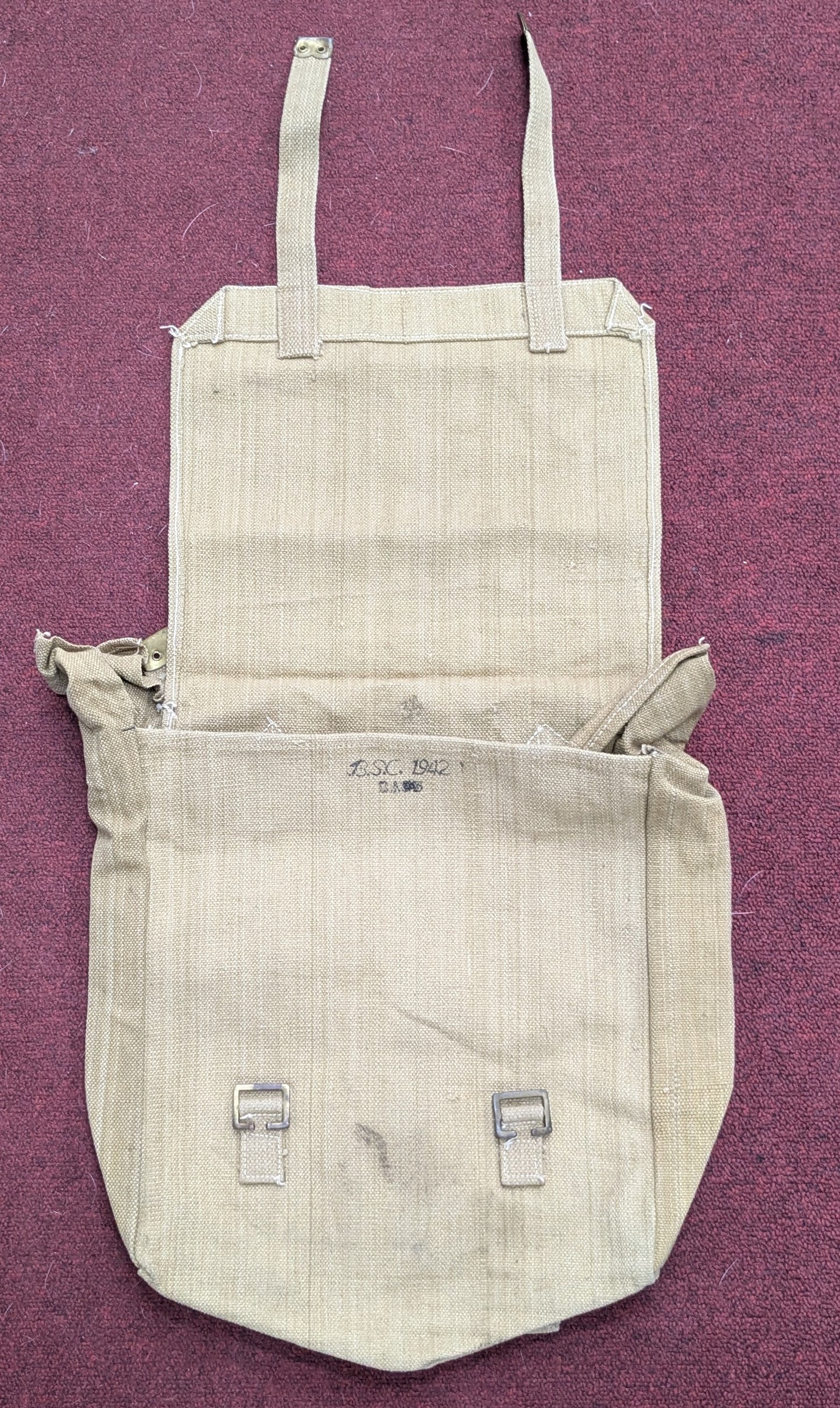 Vintage WWII British Pattern 37 Pack Khaki Canvas (CA3-26Apr74)