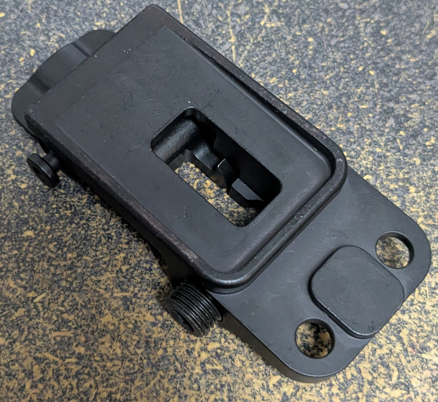 M16-A2 Front Mounting Bracket Black (AB14-25Dec23)