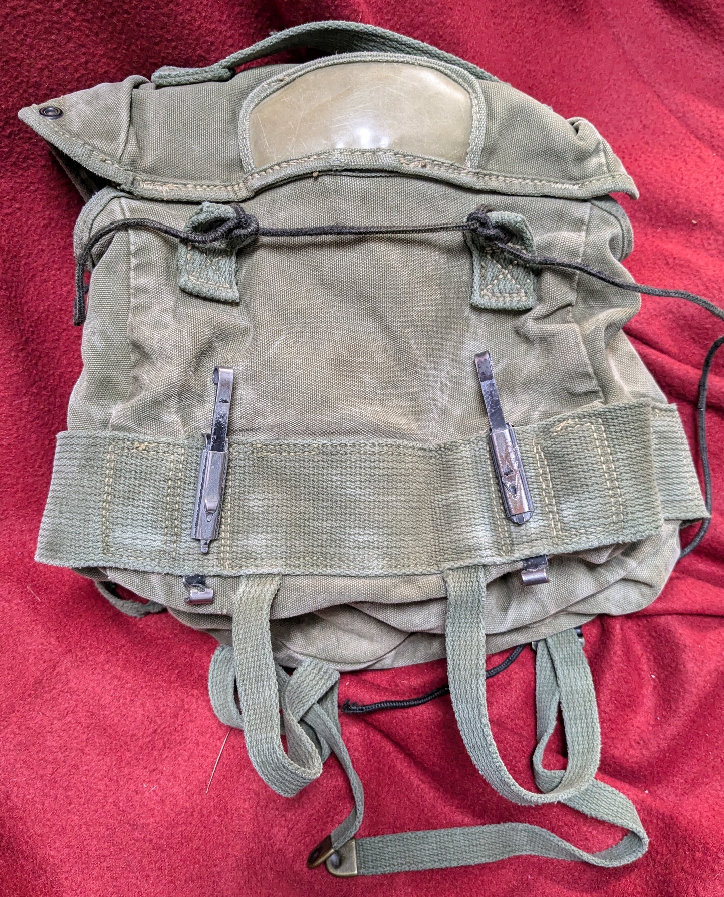 US Military Canvas M56 Field Combat Butt Pack (CB01-25APR50)