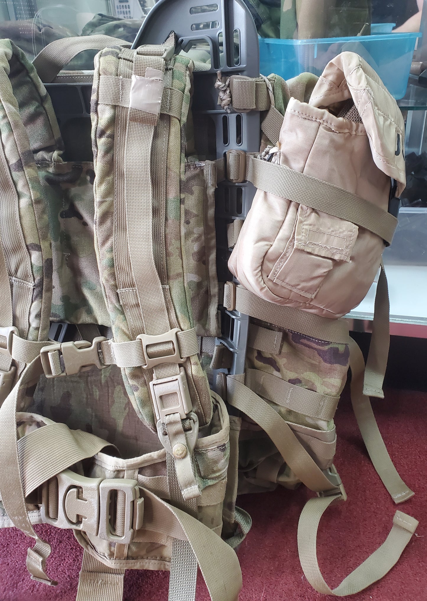 "SFAS Ready" OCP Large Molle II Ruck Modification Configuration w/ 2 x 2Qt Tan Canteen Covers