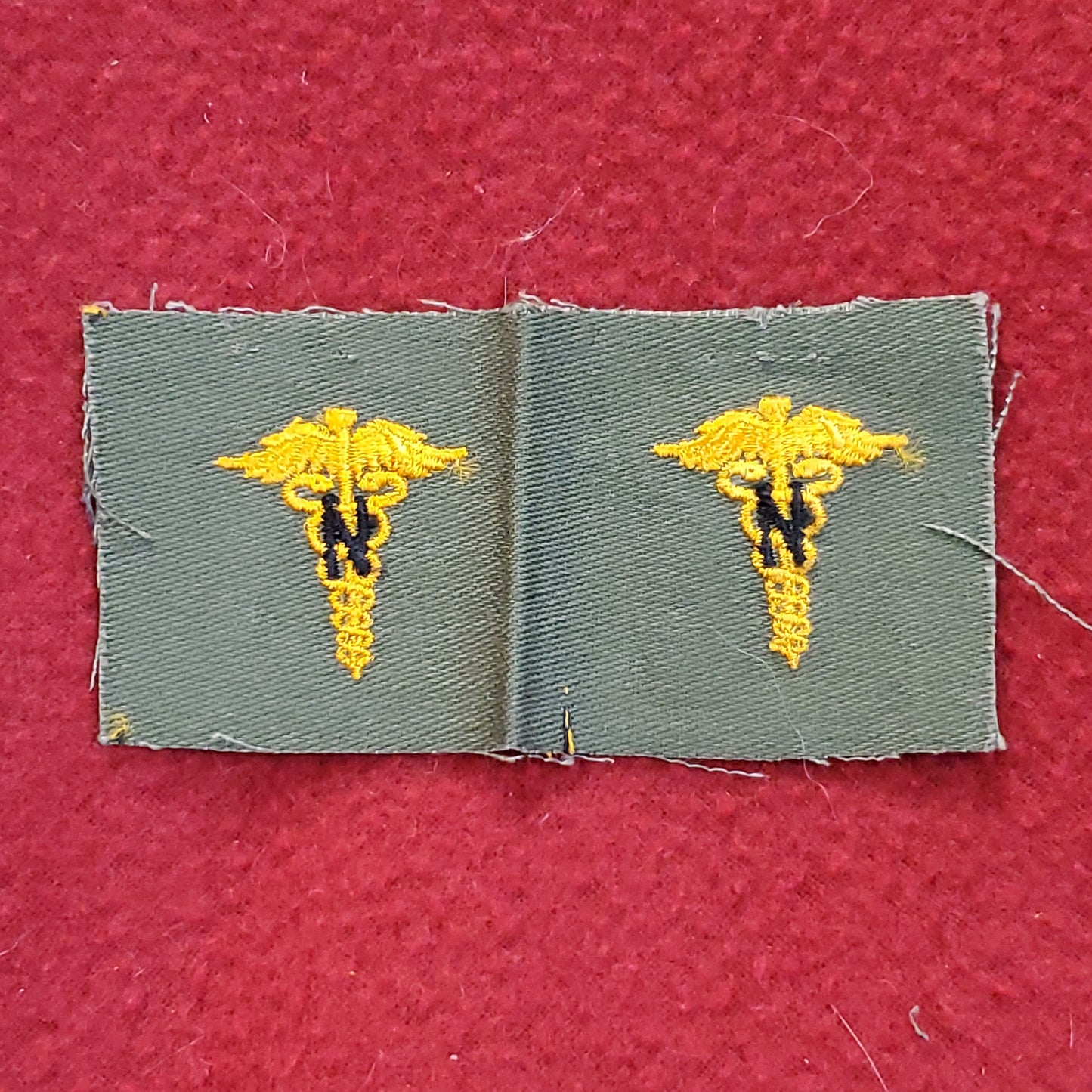 US Veterinary Corps Insignia Gld/OD Vintage (v55L)