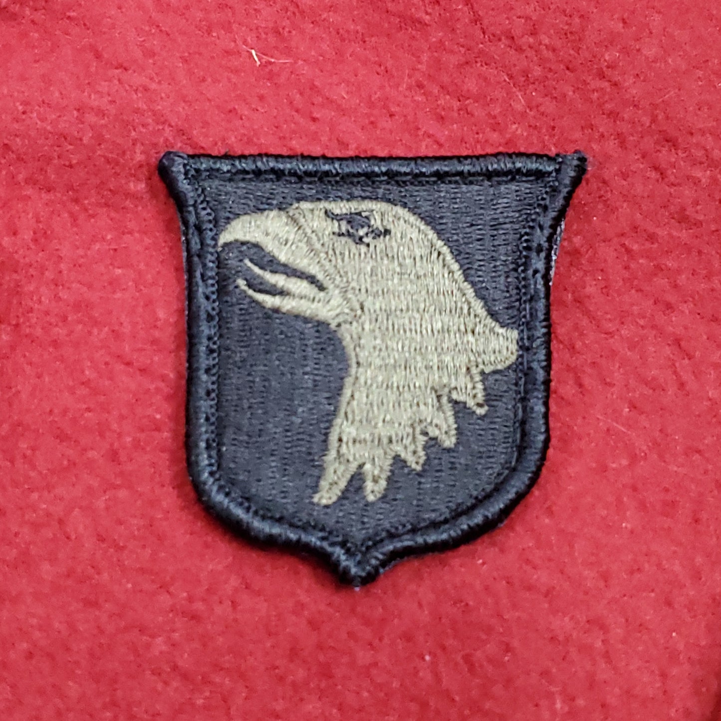 US Army 101st Airborne Division Subdued Velcro Patch Unit Insignia (x04c)