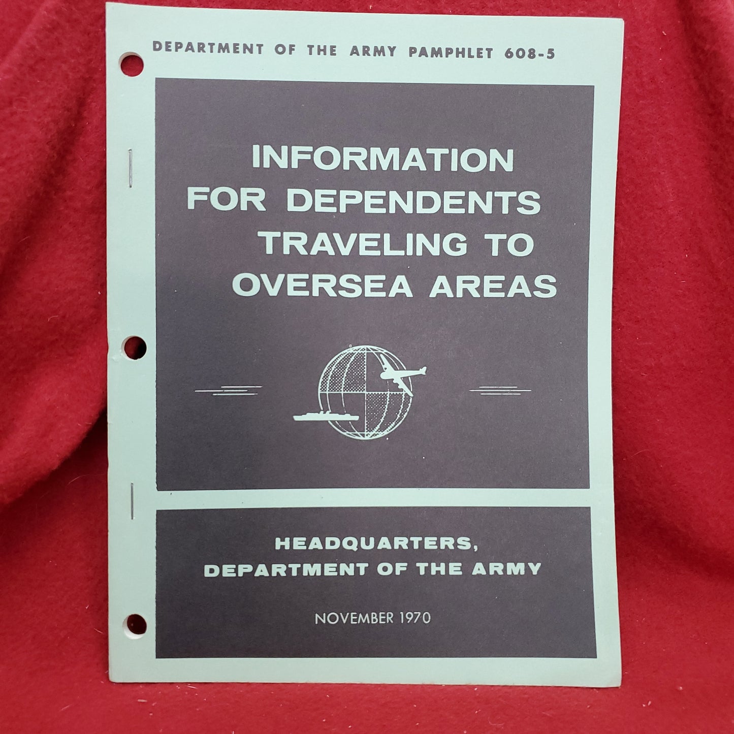 VINTAGE November 1970 "Information for Dependents Traveling to Oversea Areas" (25s)