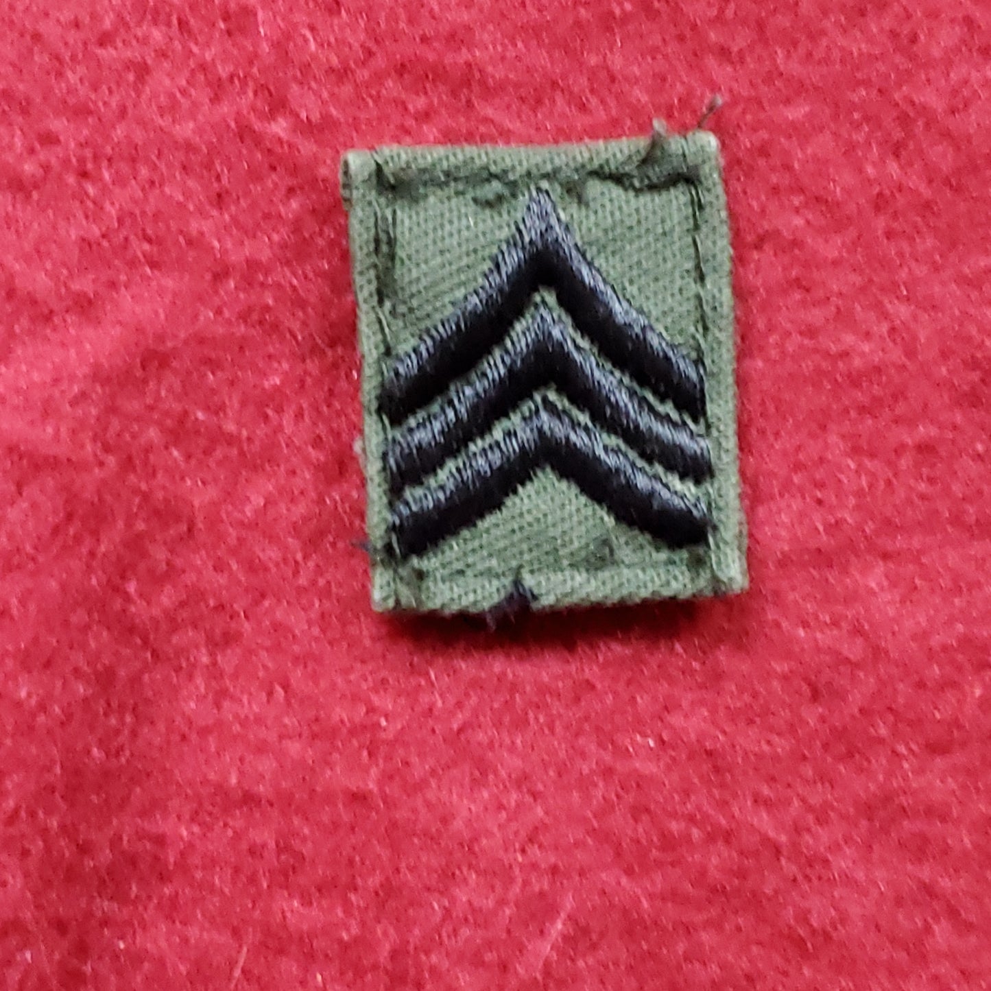 *Set of 2* US Army E-5 SERGEANT Collar Sew On Vietnam OD Olive Drab Era BDU Woodland (bu04-sg1)