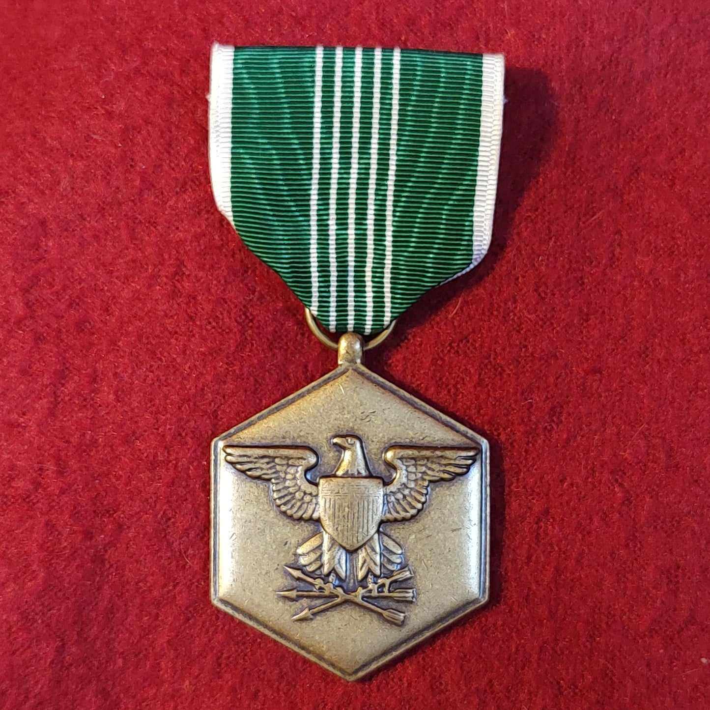 VINTAGE US Army MILITARY MERIT AWARD Full Size Medal (06o124)