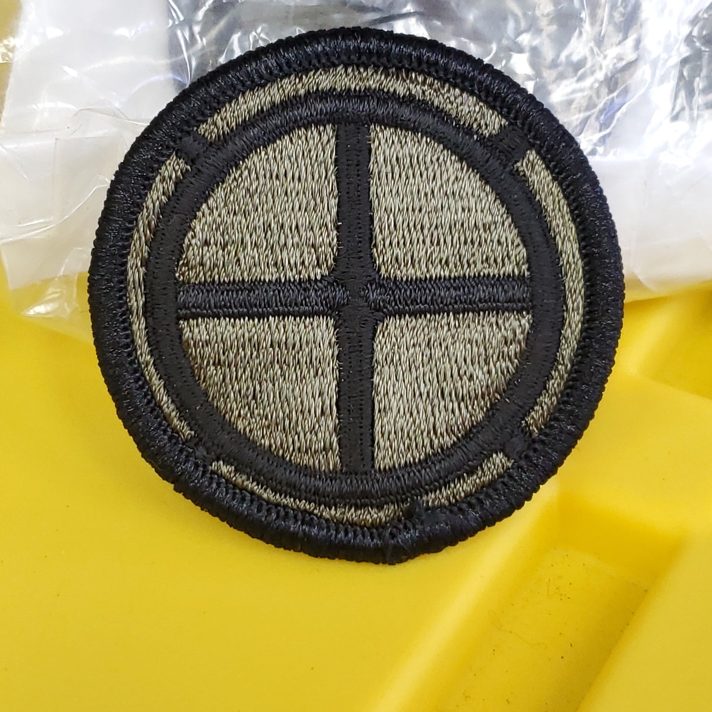 VINTAGE US Army 35TH INFANTRY DIVISION Patch Sew On Subdued OD Black (1odp5)