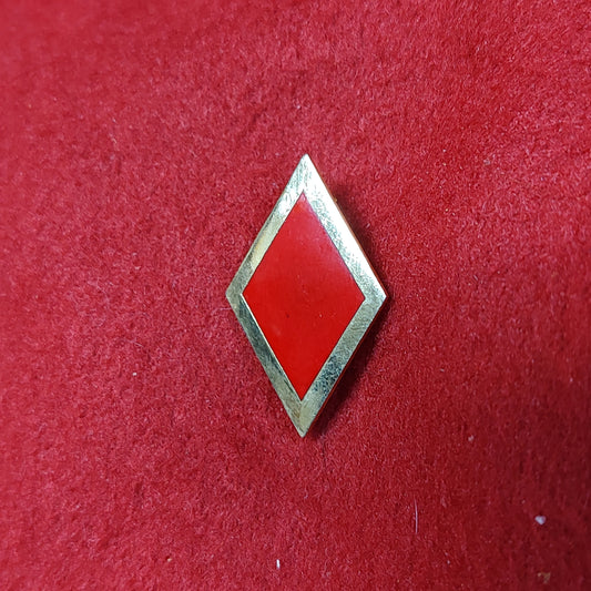 VINTAGE US Army 5th INFANTRY Unit Crest Pin (02CR178)