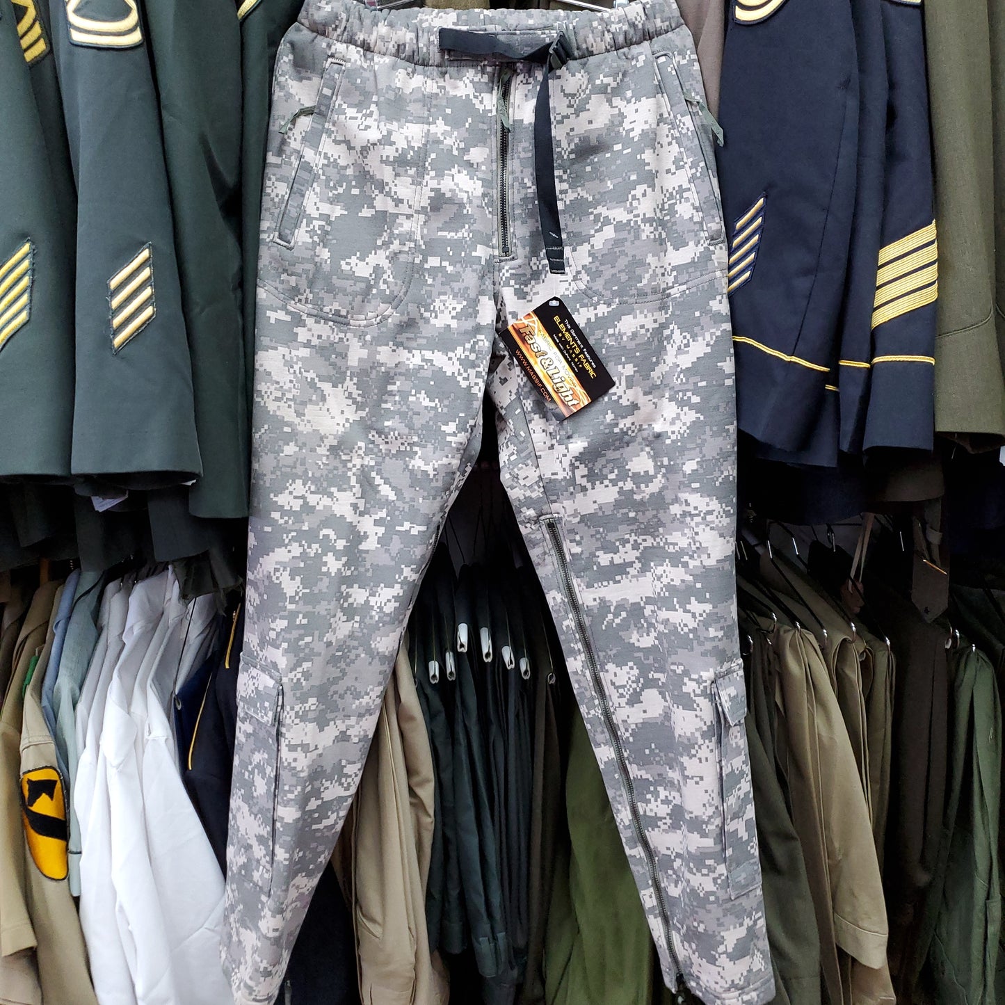 Massif AEP Medium ELEMENTS Fire Flame Resistant FRAC ACU Pattern Trousers (29o da14-128)