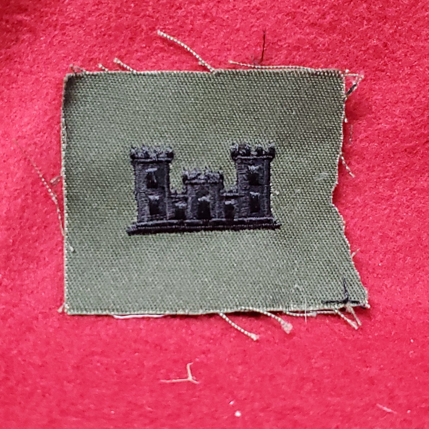 VINTAGE US Army Subdued ENGINEER CORPS Patch Sew On OD (16cr86)