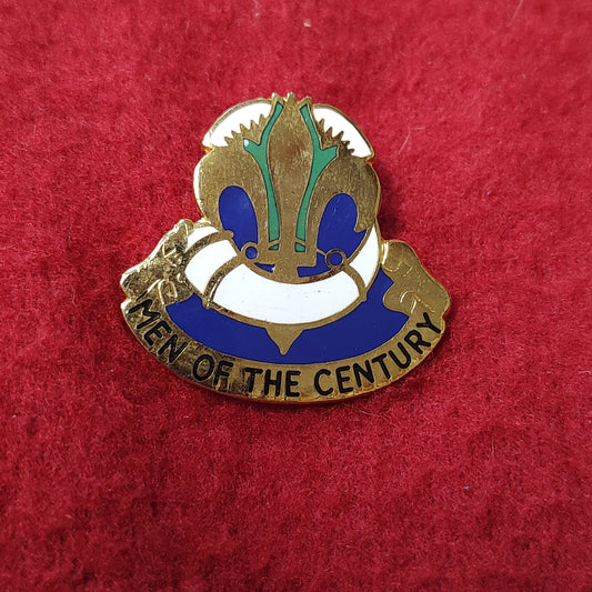 VINTAGE US Army 100th DIVISION Badge Pin (19CR14)
