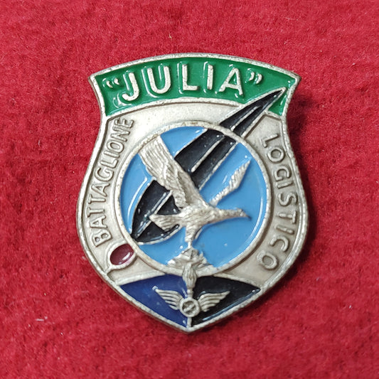 VINTAGE LOGISTICS REGIMENT "JULIA" Badge Pin (19CR64)