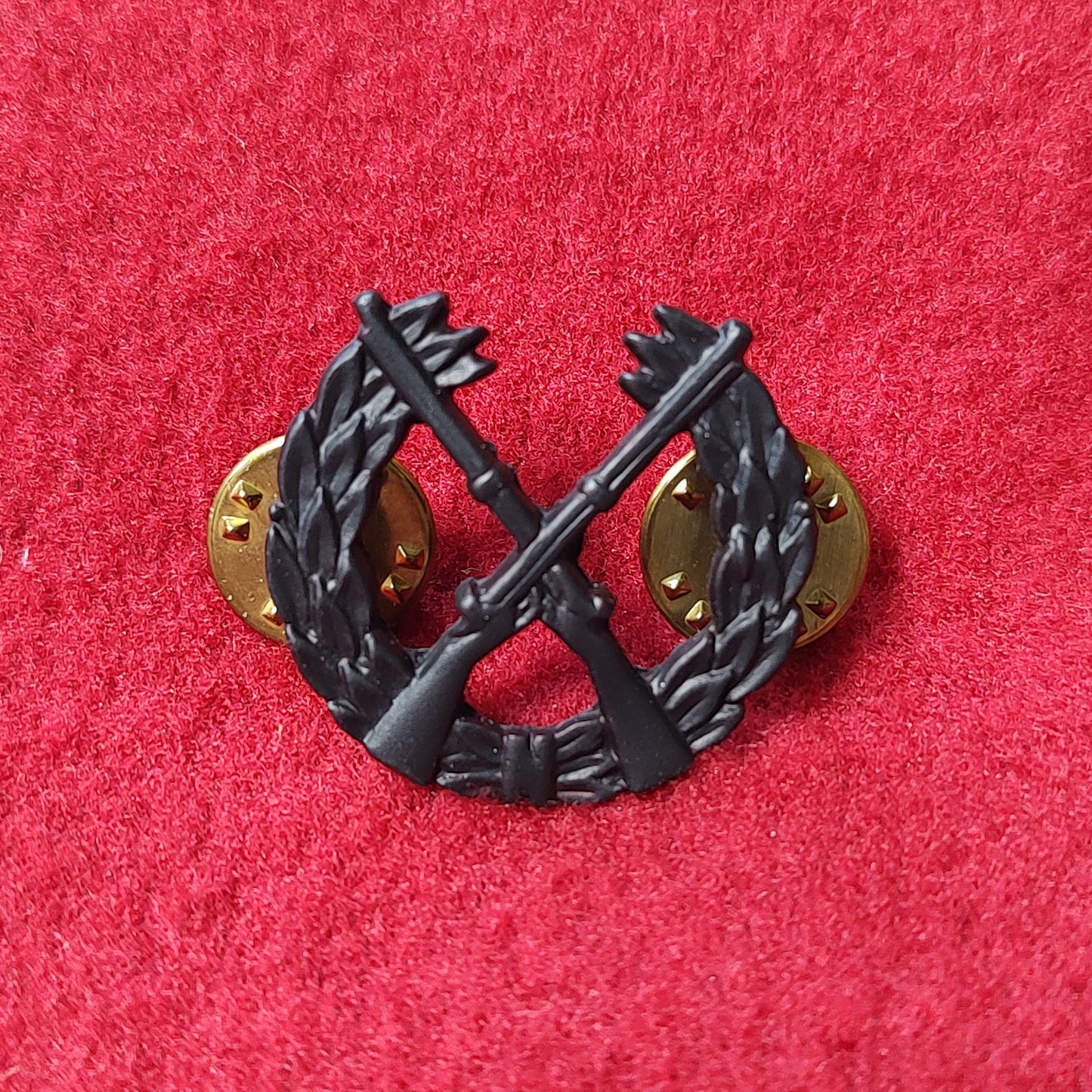 US Army EXPERT RIFLEMAN Pin (21CR50)